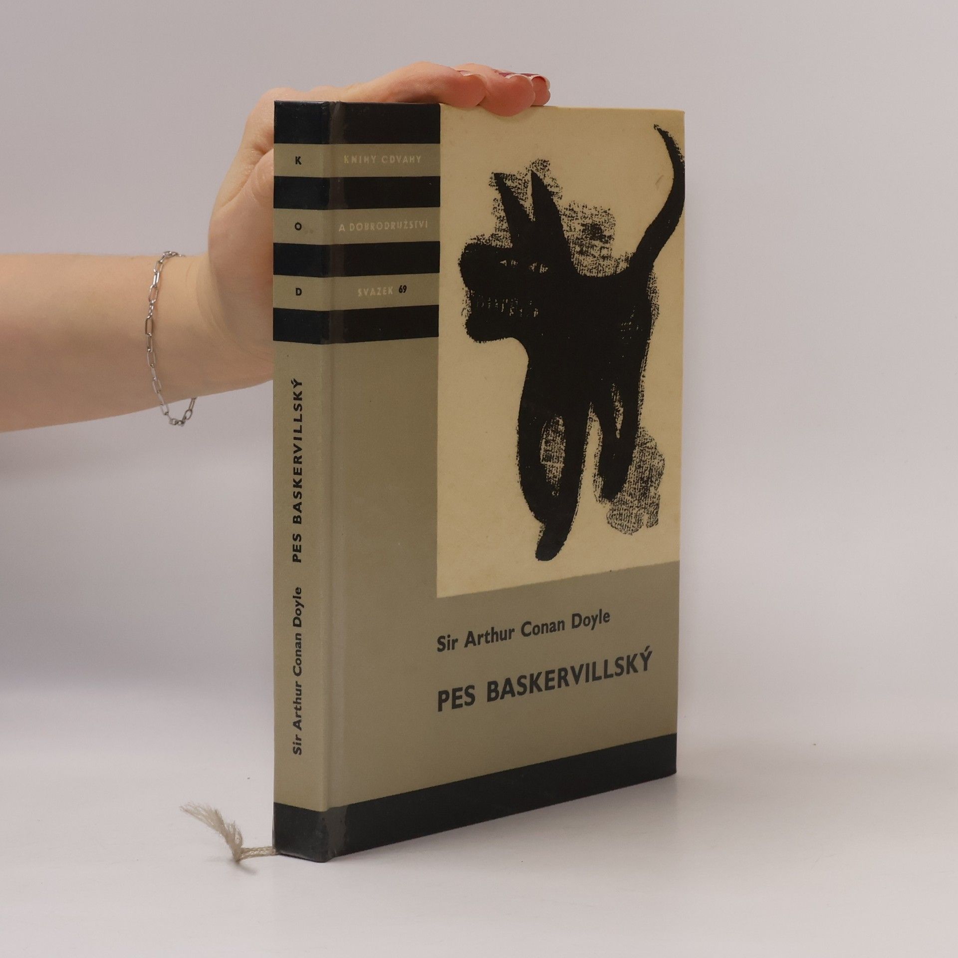 Arthur Conan Doyle Pes Baskervillský
