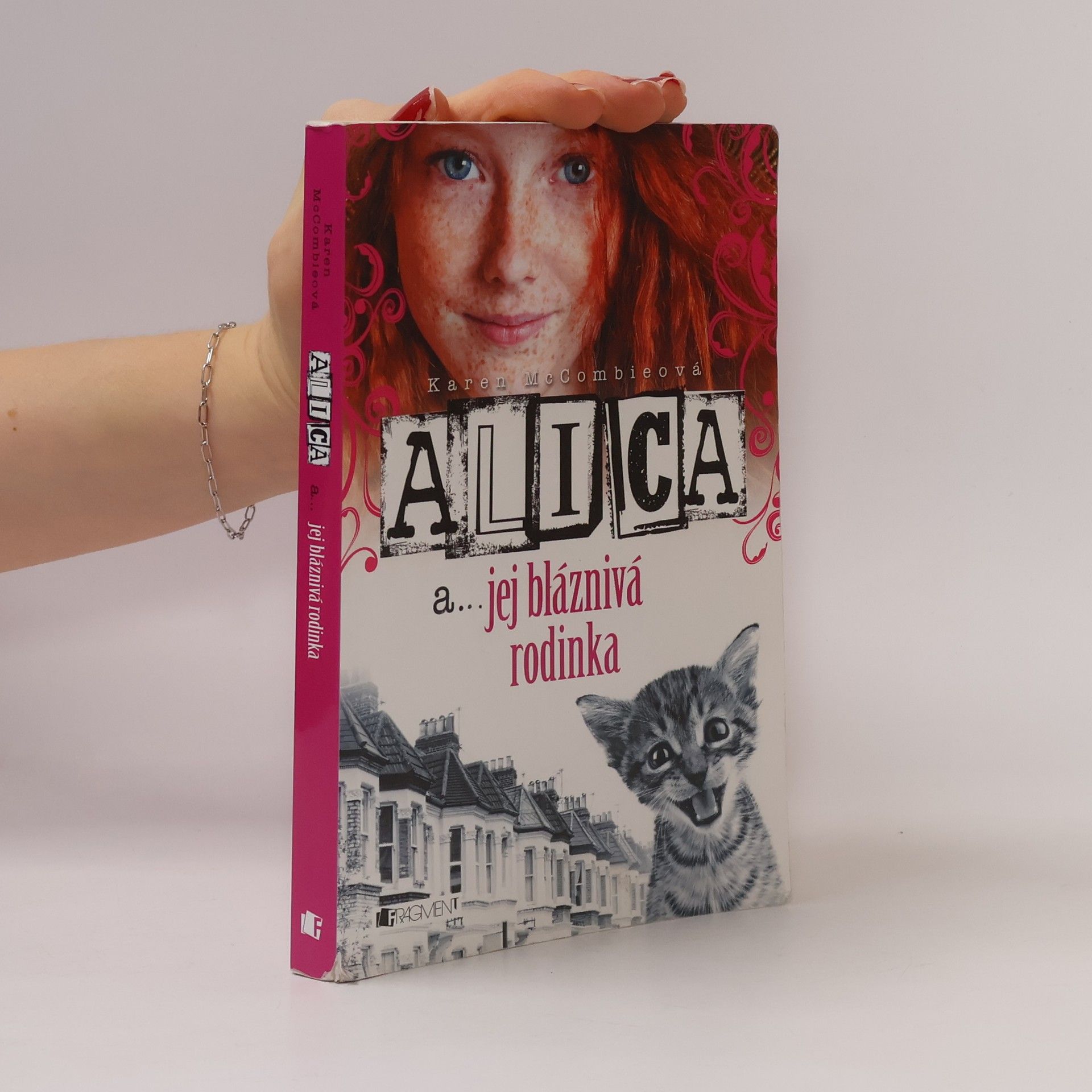 Karen McCombie Alica a jej bláznivá rodinka