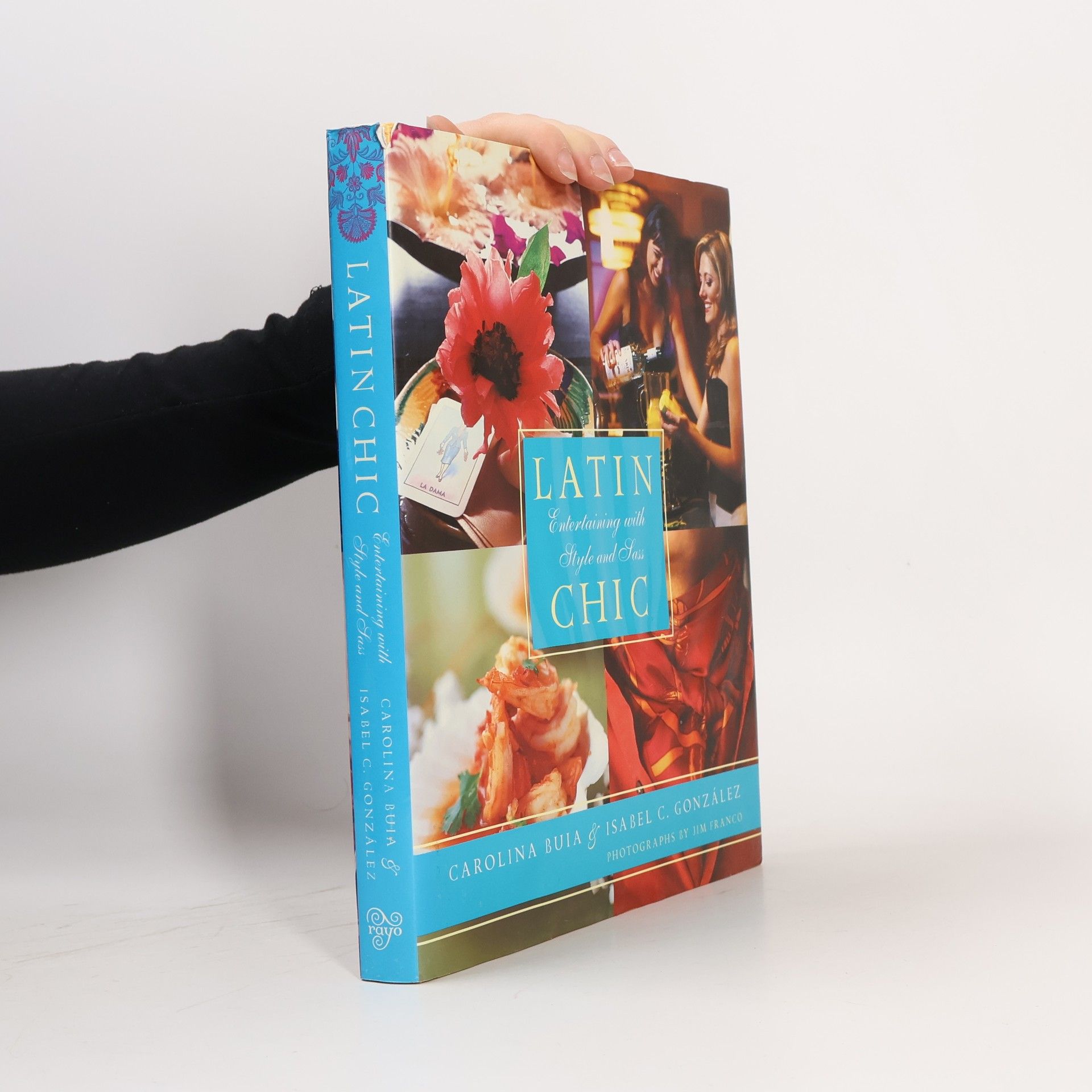 Carolina Buia Latin Chic