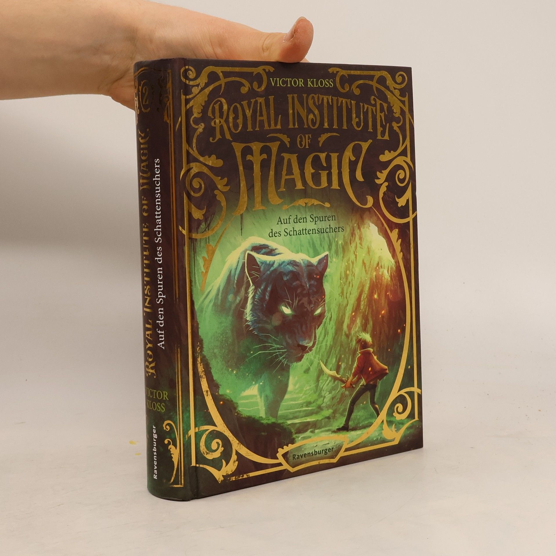 Victor Kloss Royal Institute of Magic: Auf den Spuren des Schattensuchers