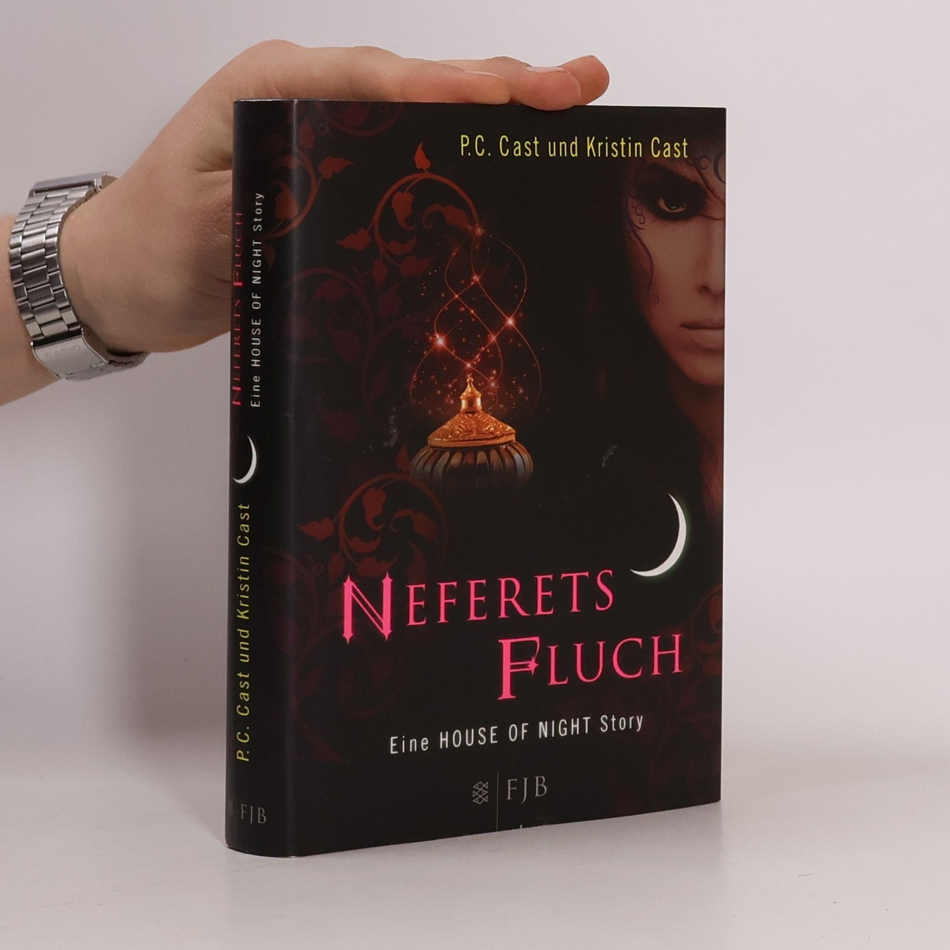 Phyllis Christine Cast Neferets Fluch