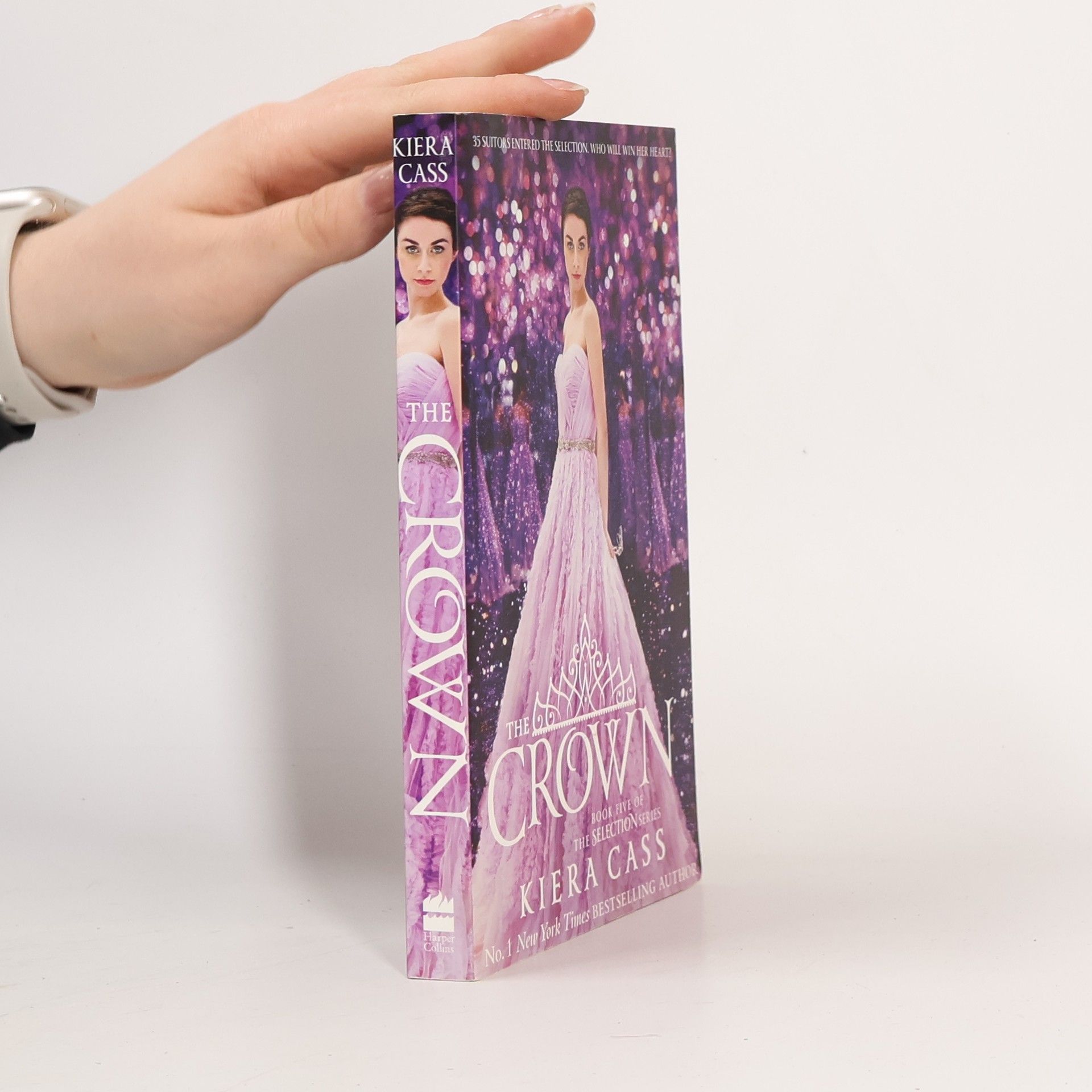 Kiera Cass The Crown. 5. díl