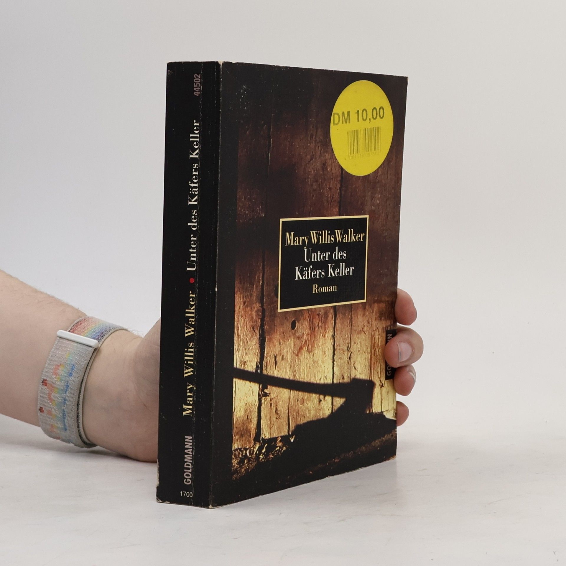 Mary Willis Walker Unter des Käfers Keller