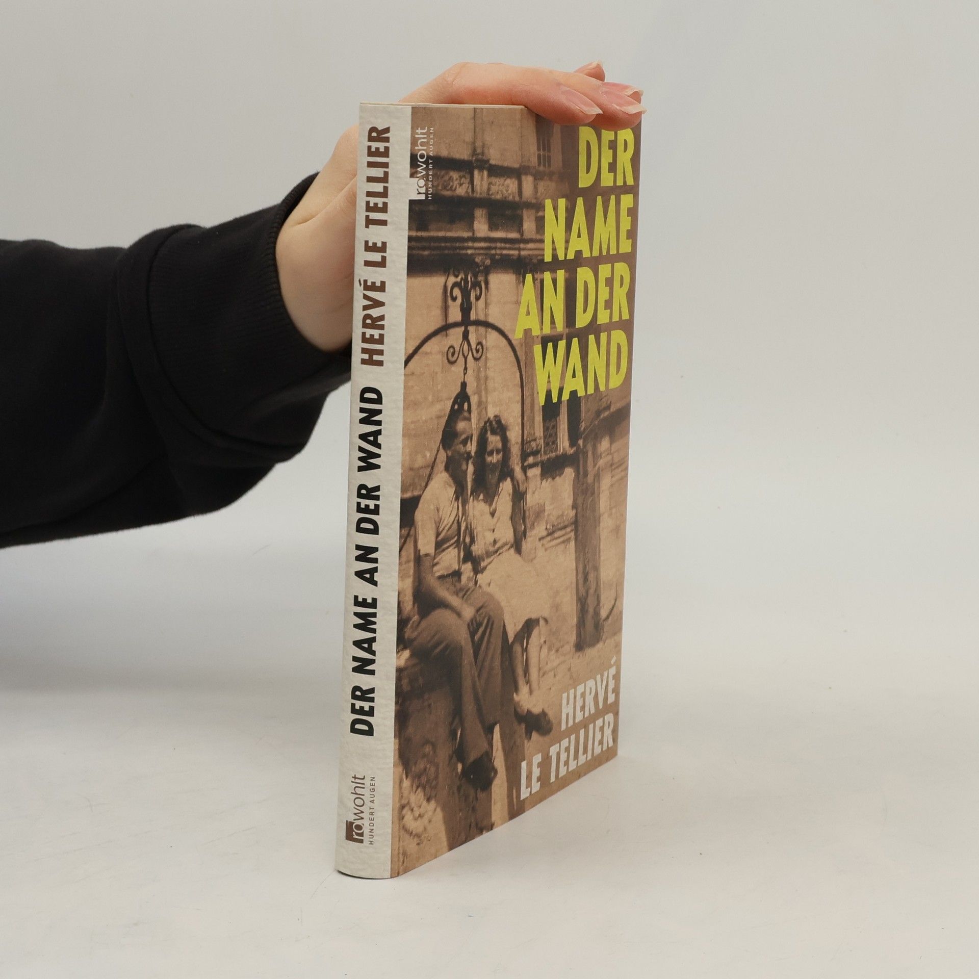Hervé Le Tellier Der Name an der Wand