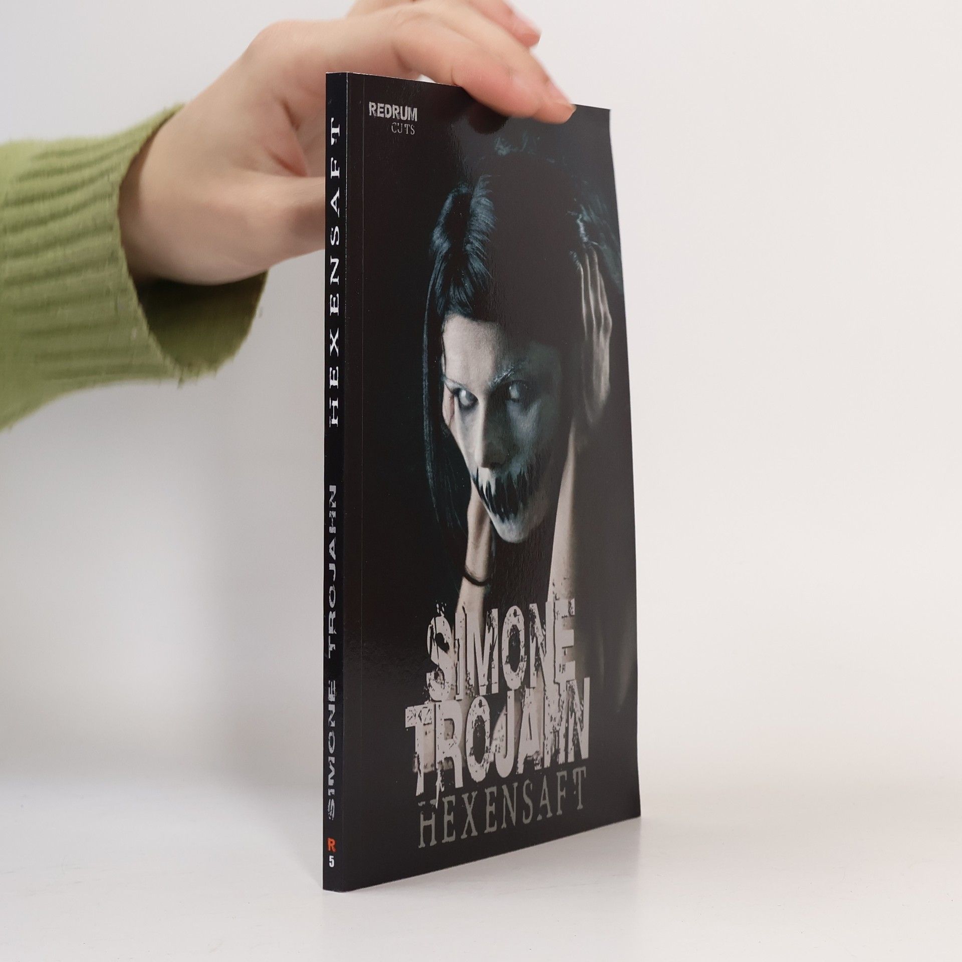 Simone Trojahn Hexensaft