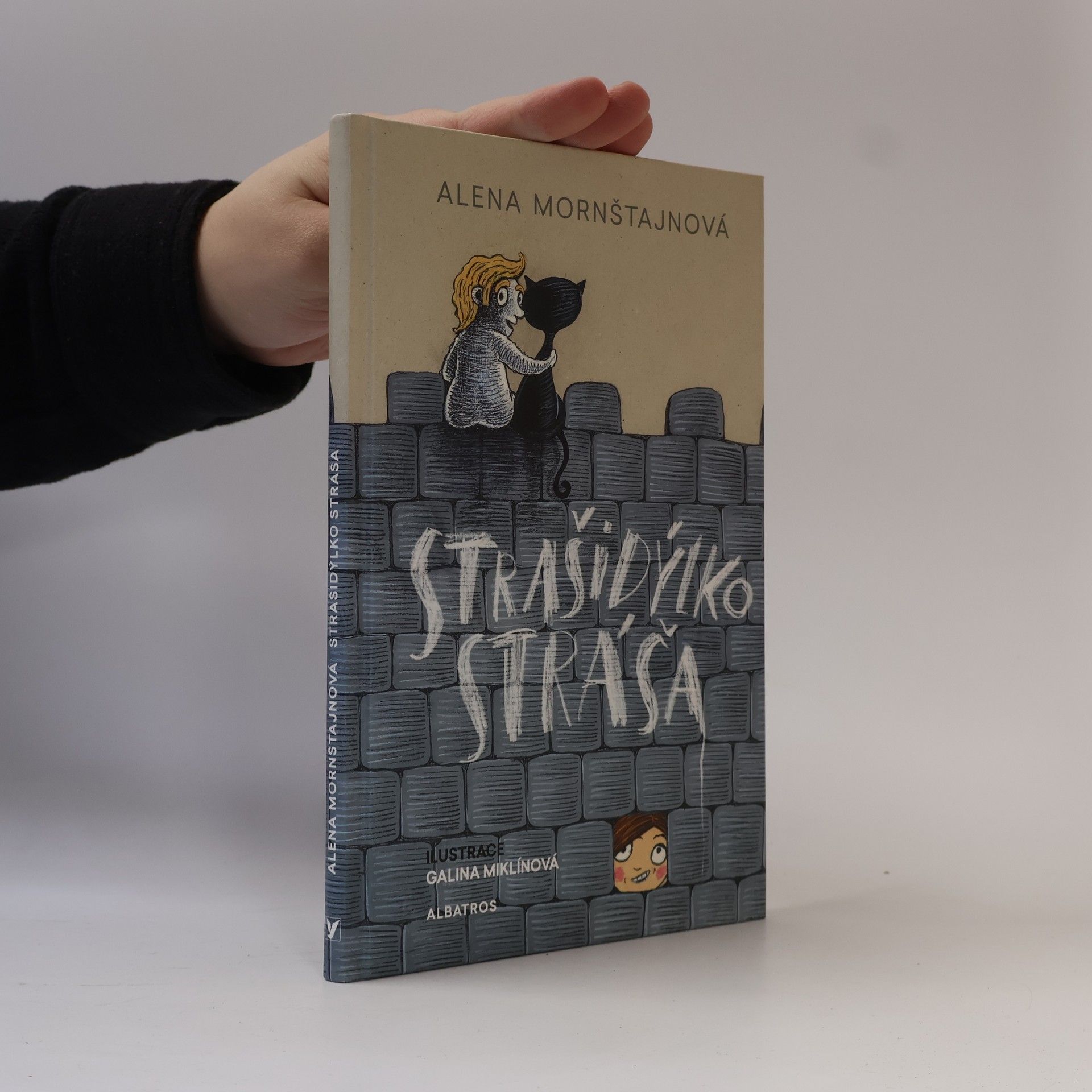 Alena Mornštajnová Strašidýlko Stráša