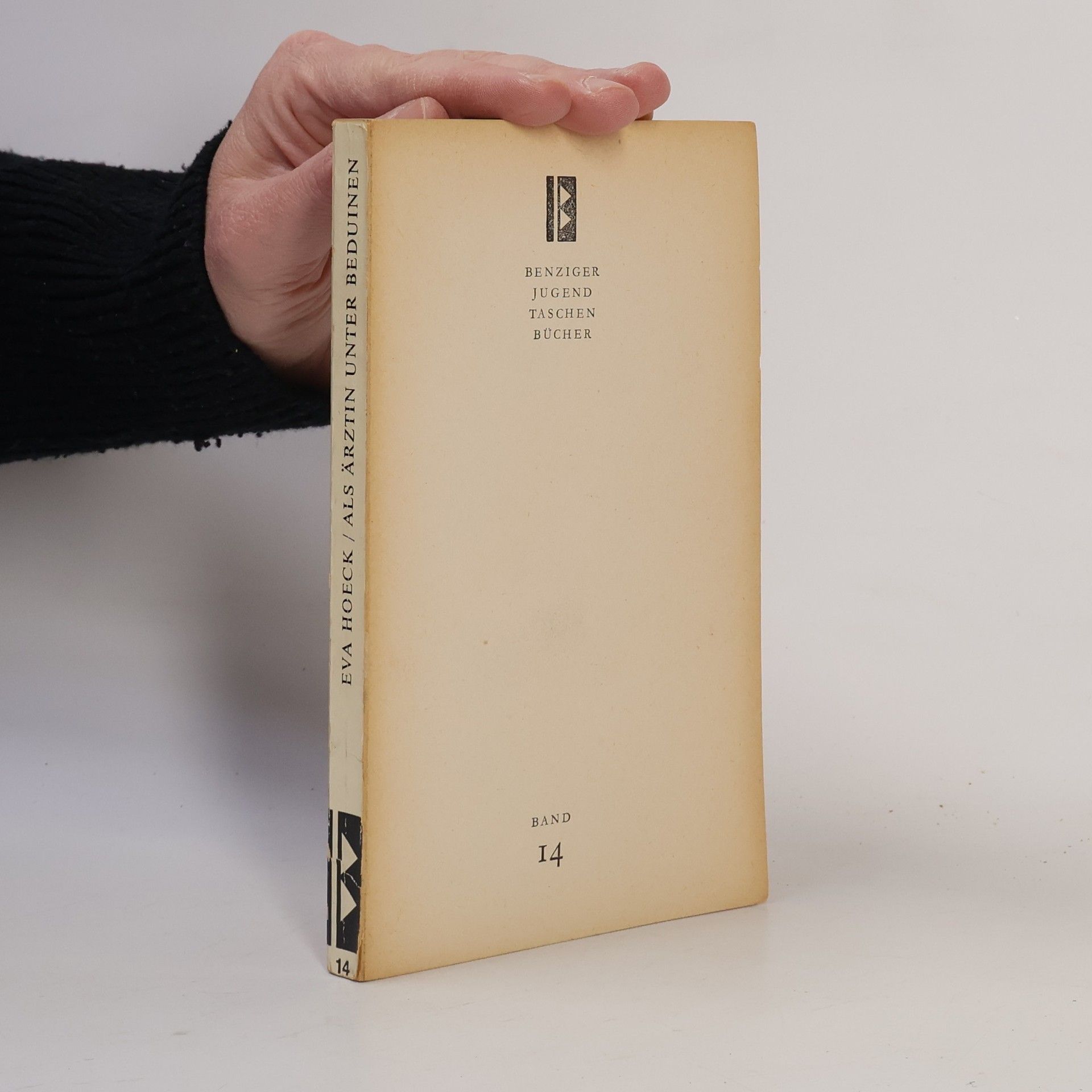 Eva Hoeck Als Ärztin unter Beduinen