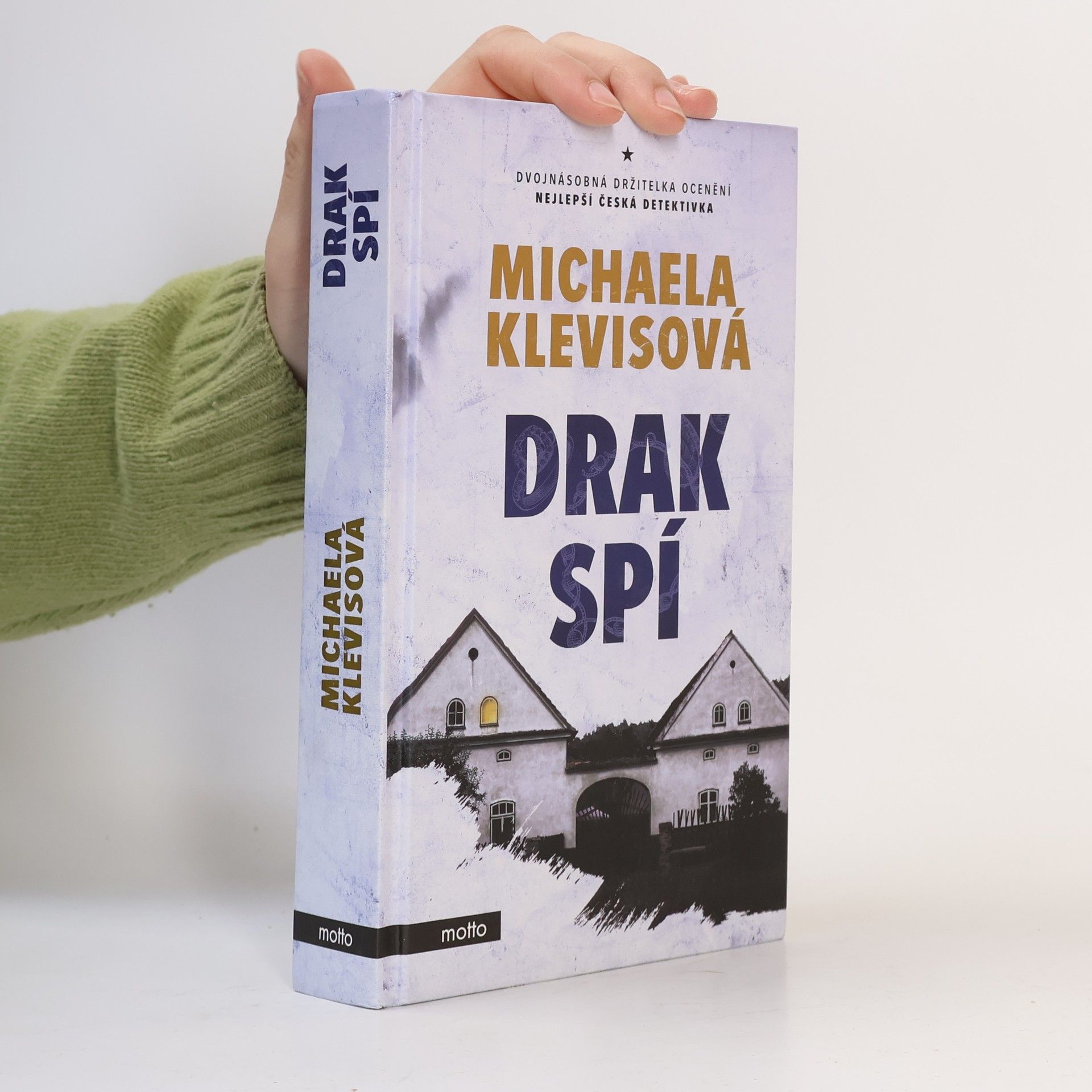 Michaela Klevisová Drak spí