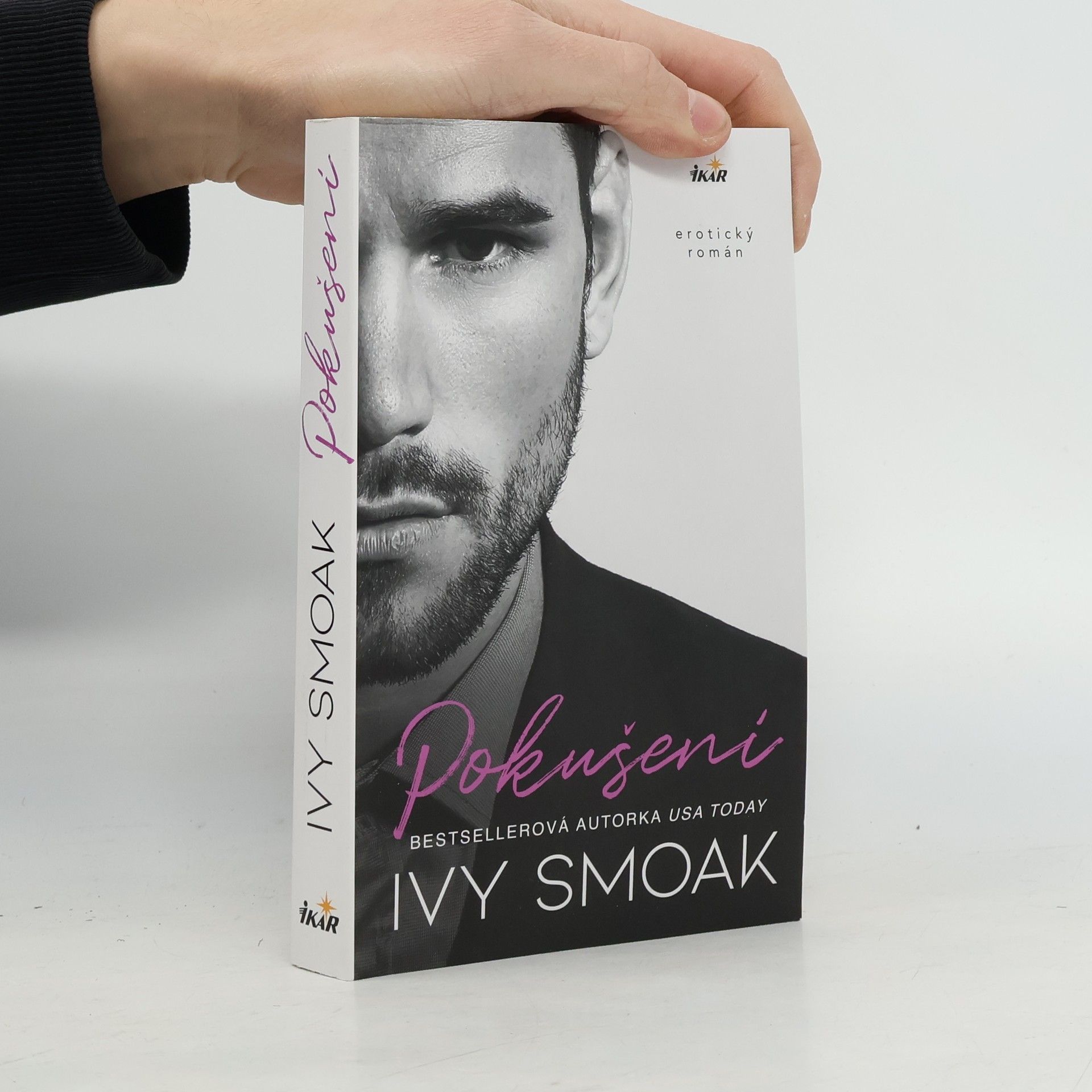 Ivy Smoak Pokušení