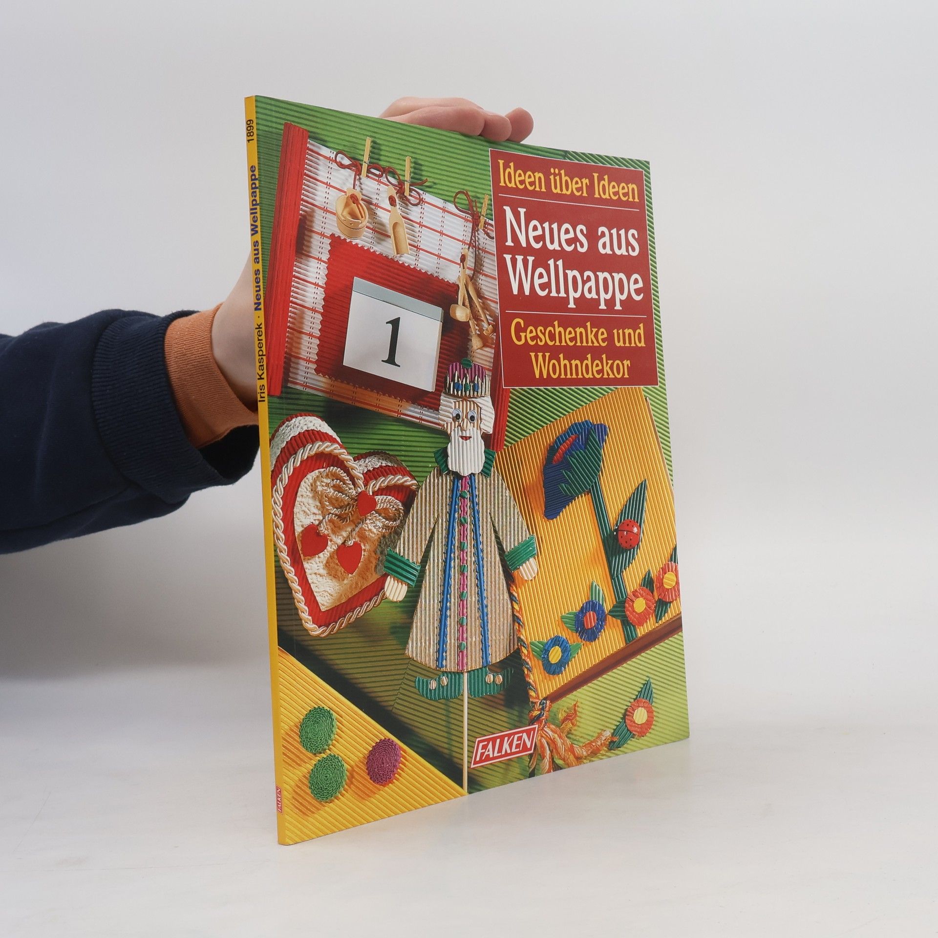 AA.VV. Neues aus Wellpappe