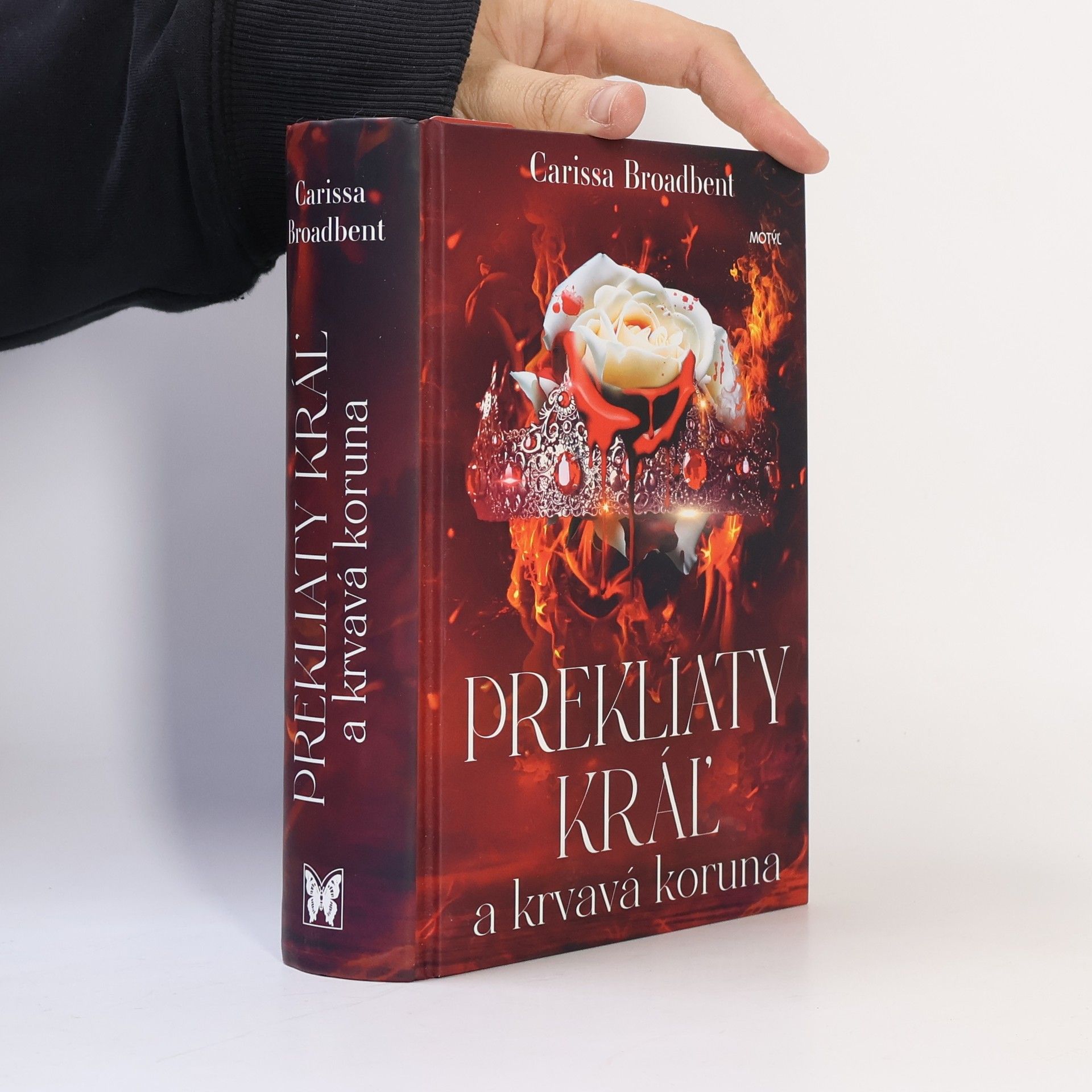 Carissa Broadbent Prekliaty kráľ a krvavá koruna
