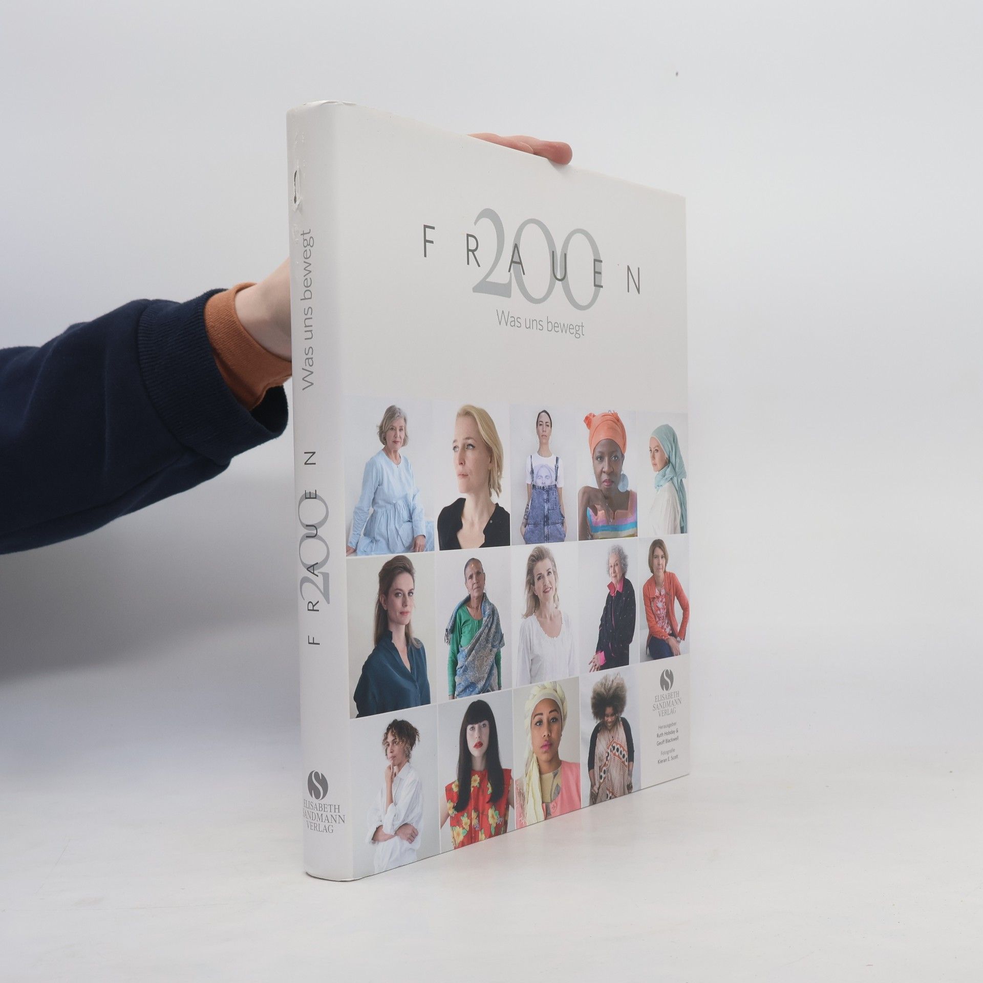 Geoff Blackwell 200 Frauen - was uns bewegt