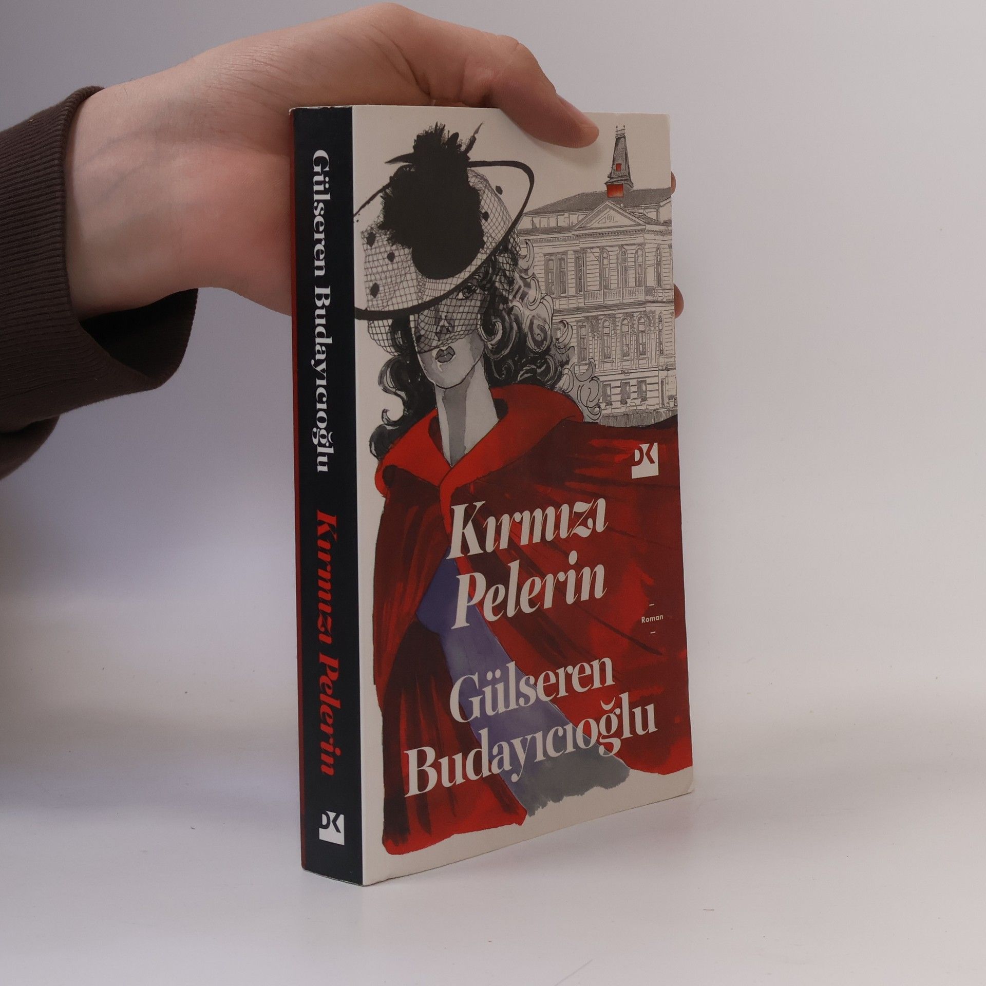 Gülseren Budayıcıoğlu Kirmizi Pelerin