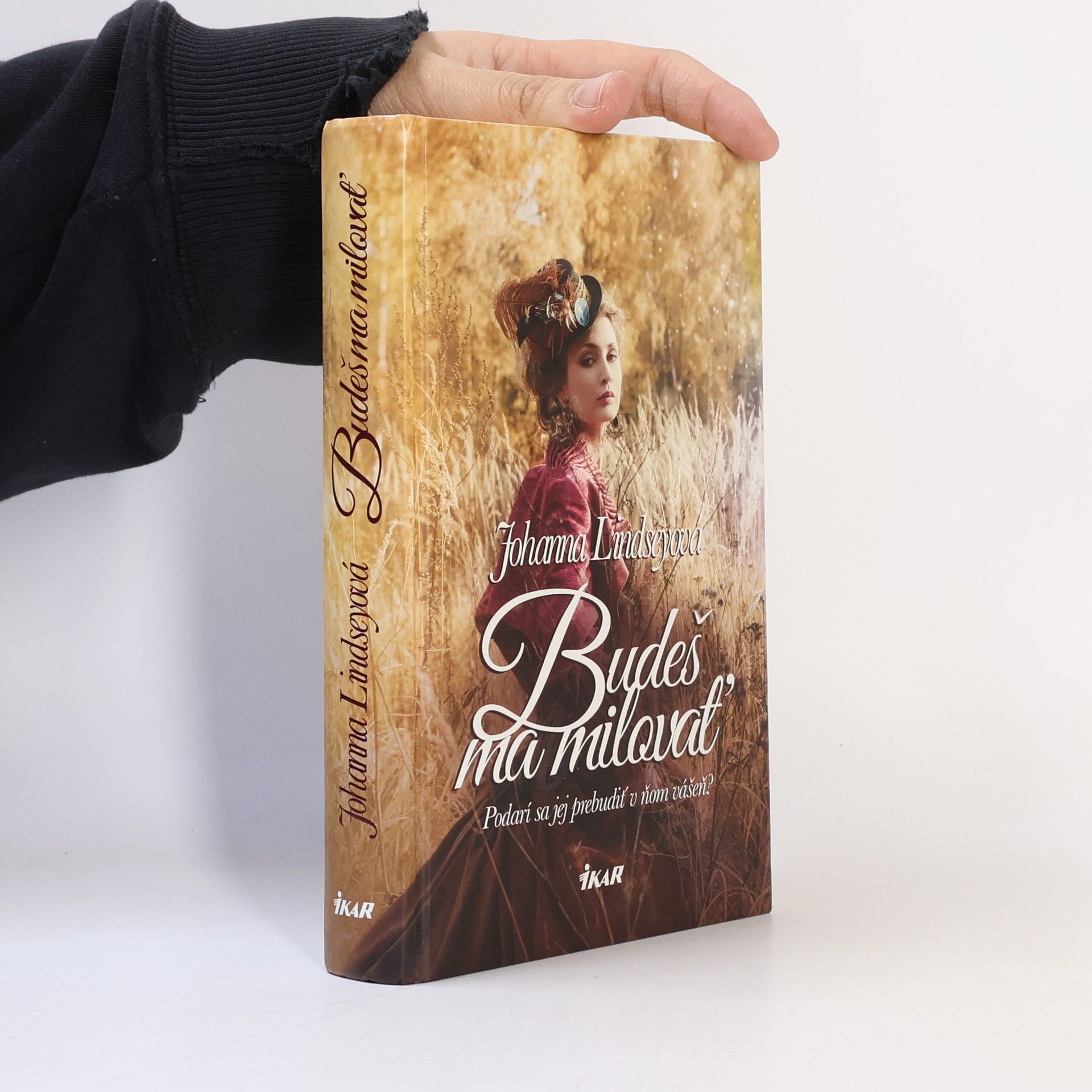 Johanna Lindsey Budeš ma milovať