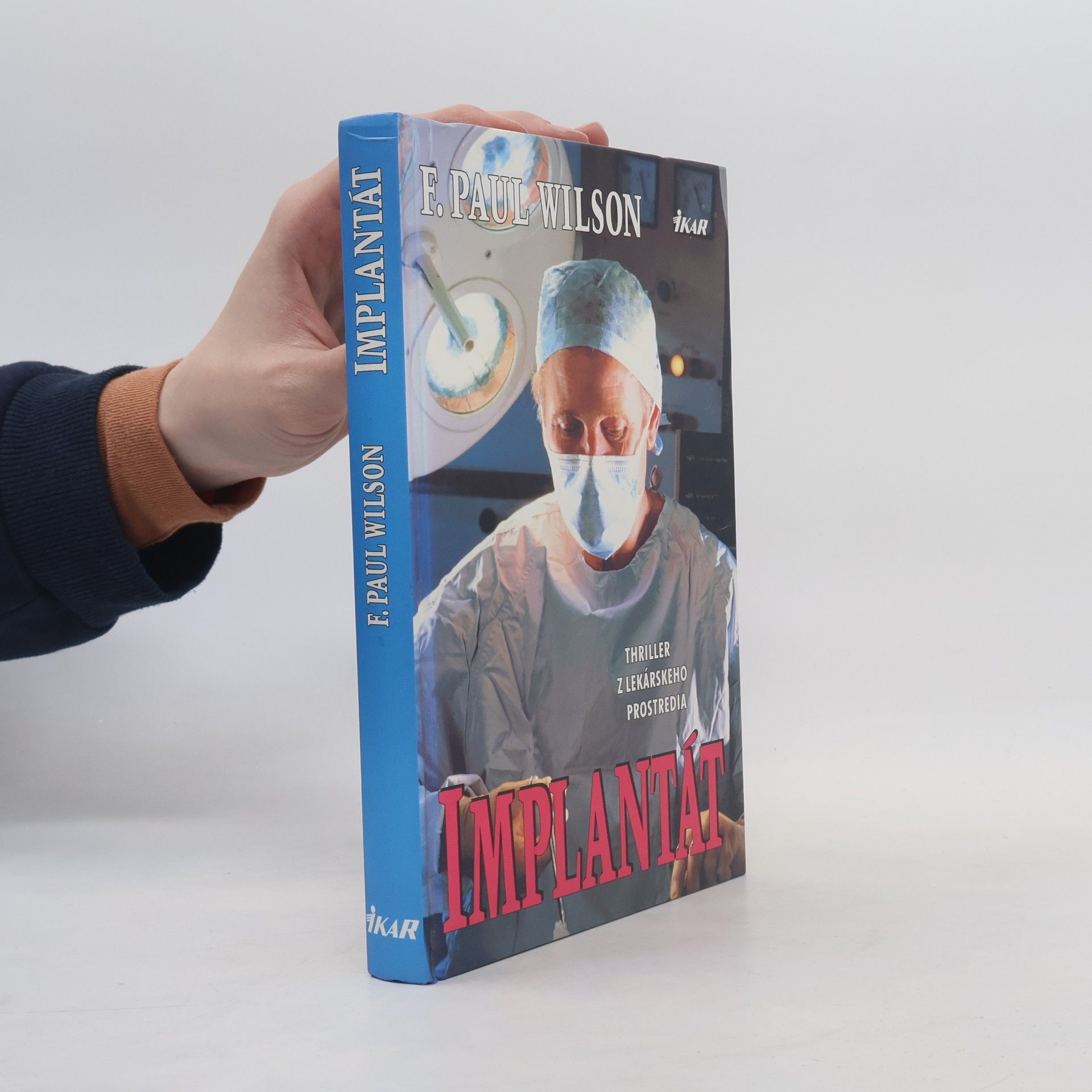 Francis Paul Wilson Implantát