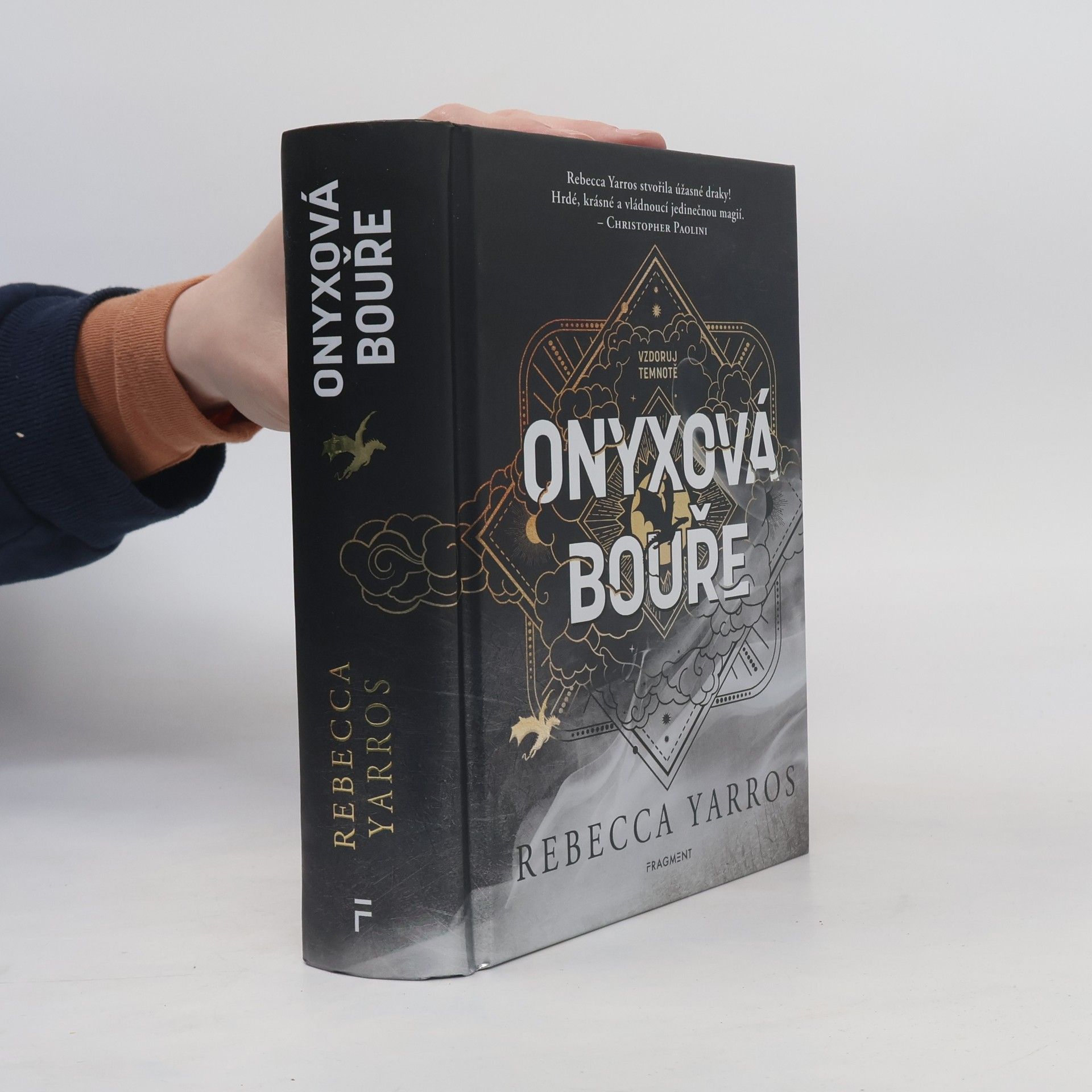 Rebecca Yarros Onyxová bouře