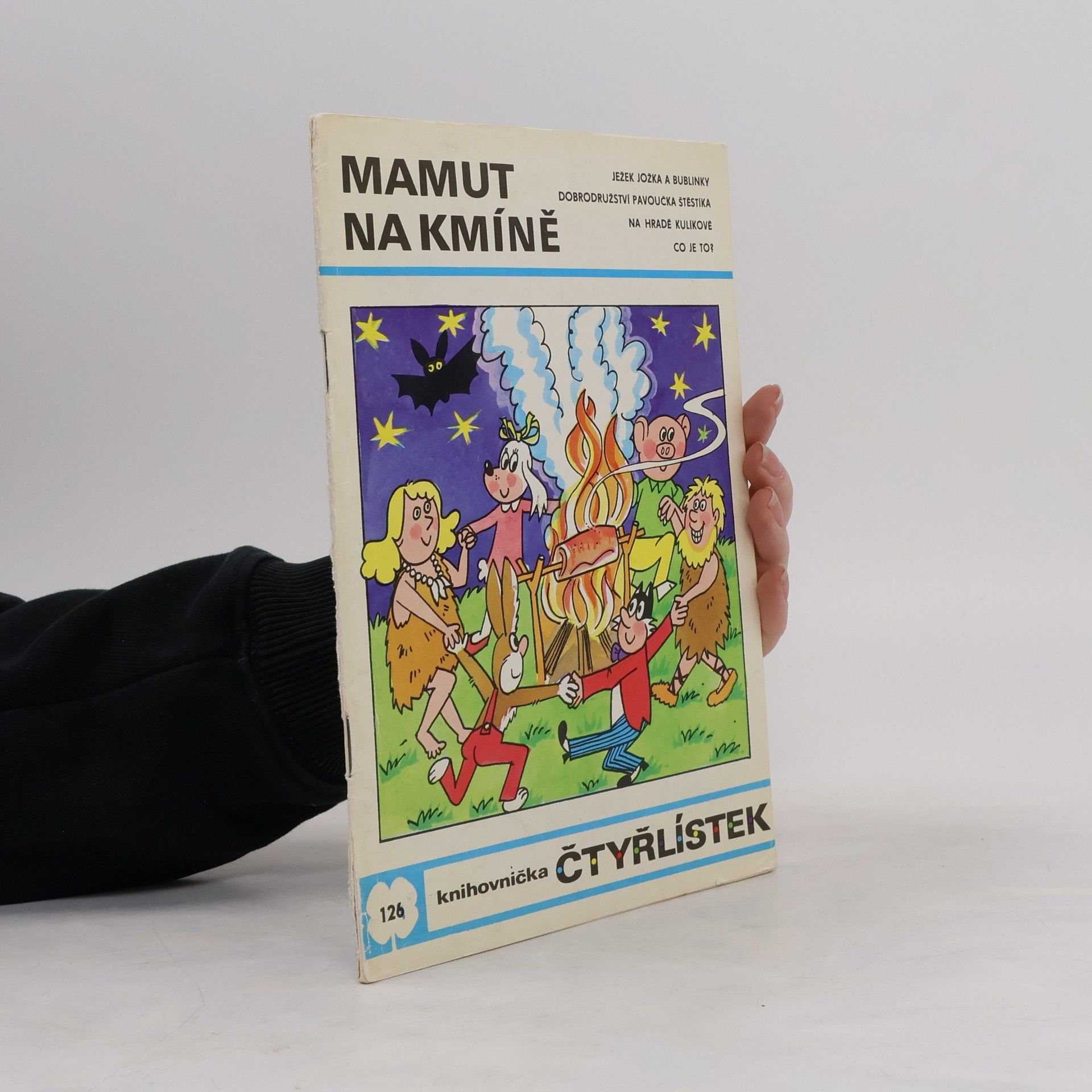 Ljuba Štíplová Čtyřlístek 126. Mamut na kmíně