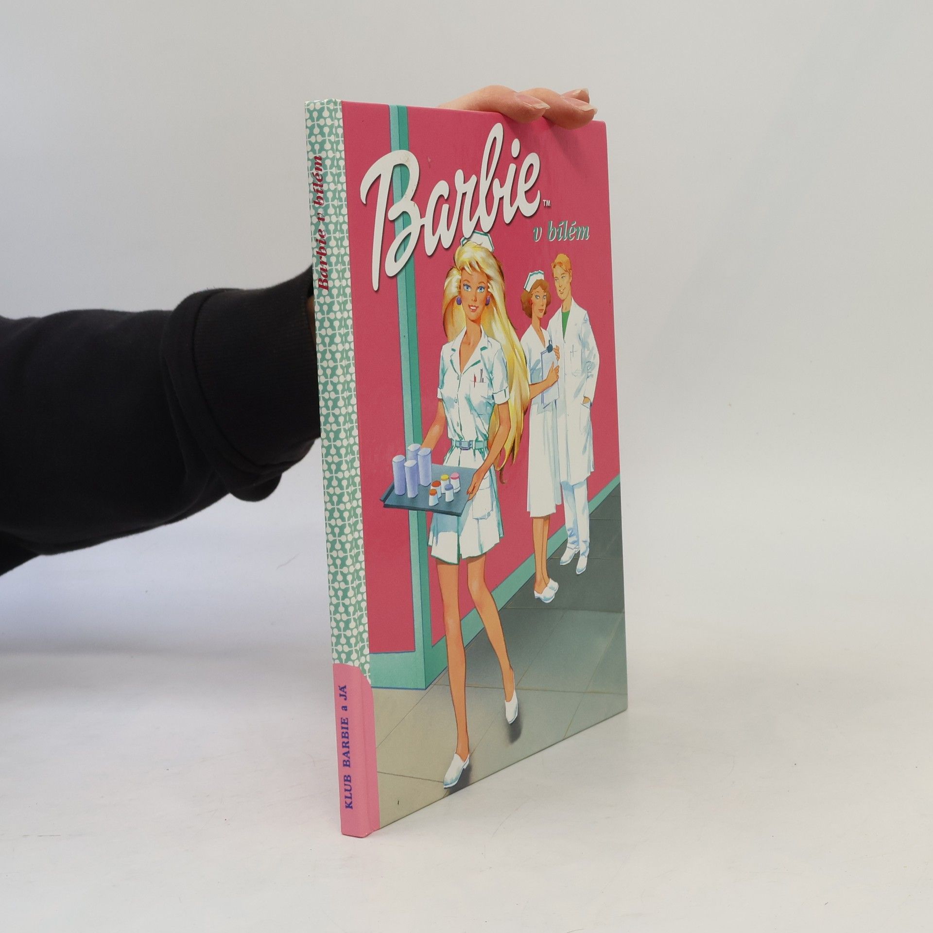 Šárka Kadlecová Barbie v bílém