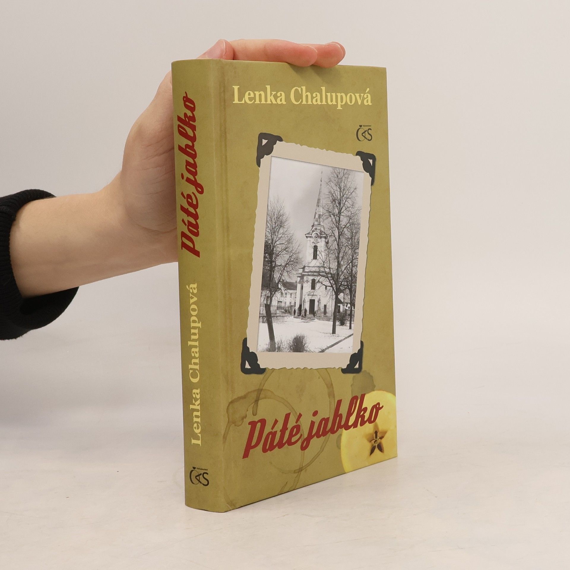 Lenka Chalupová Páté jablko