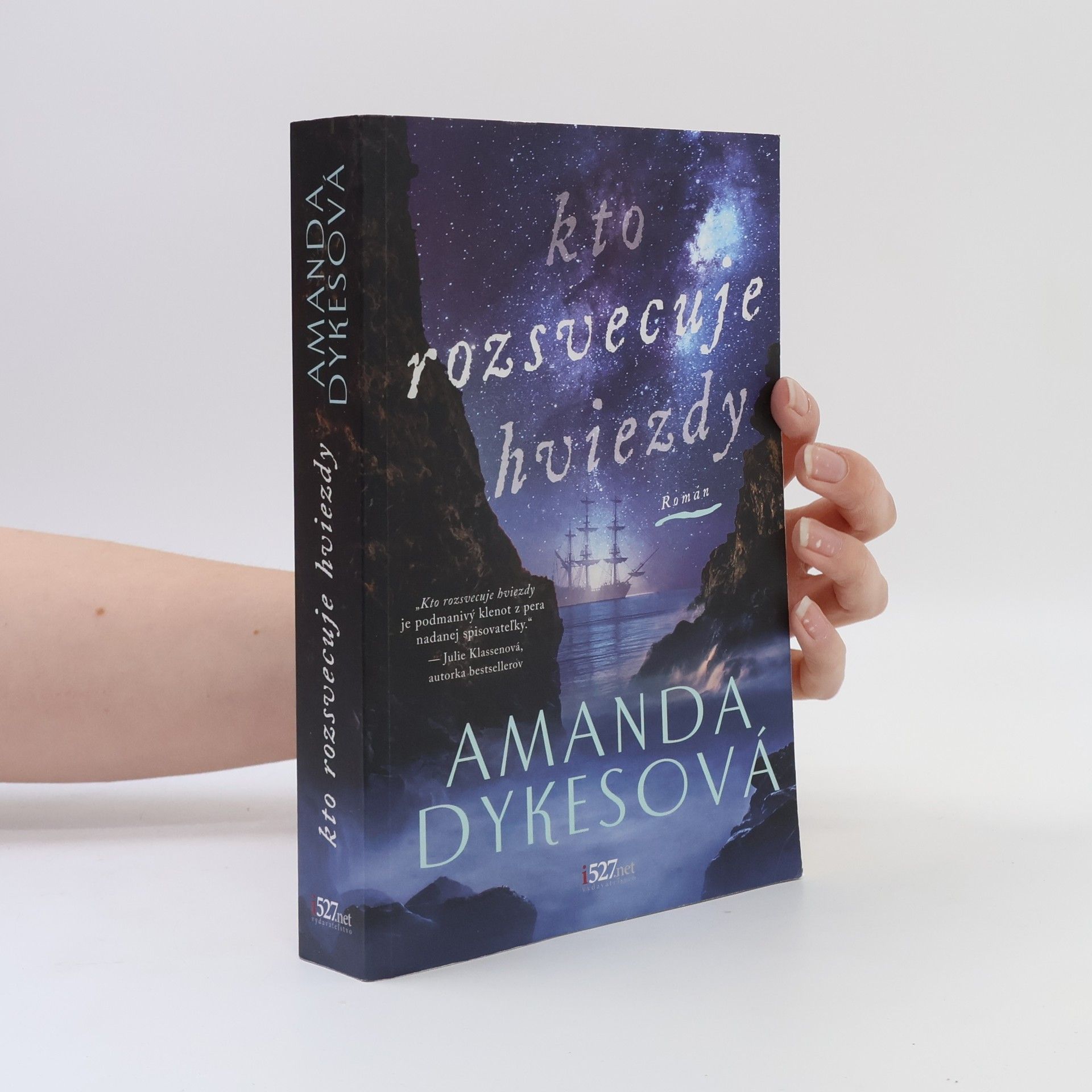 Amanda Dykes Kto rozsvecuje hviezdy