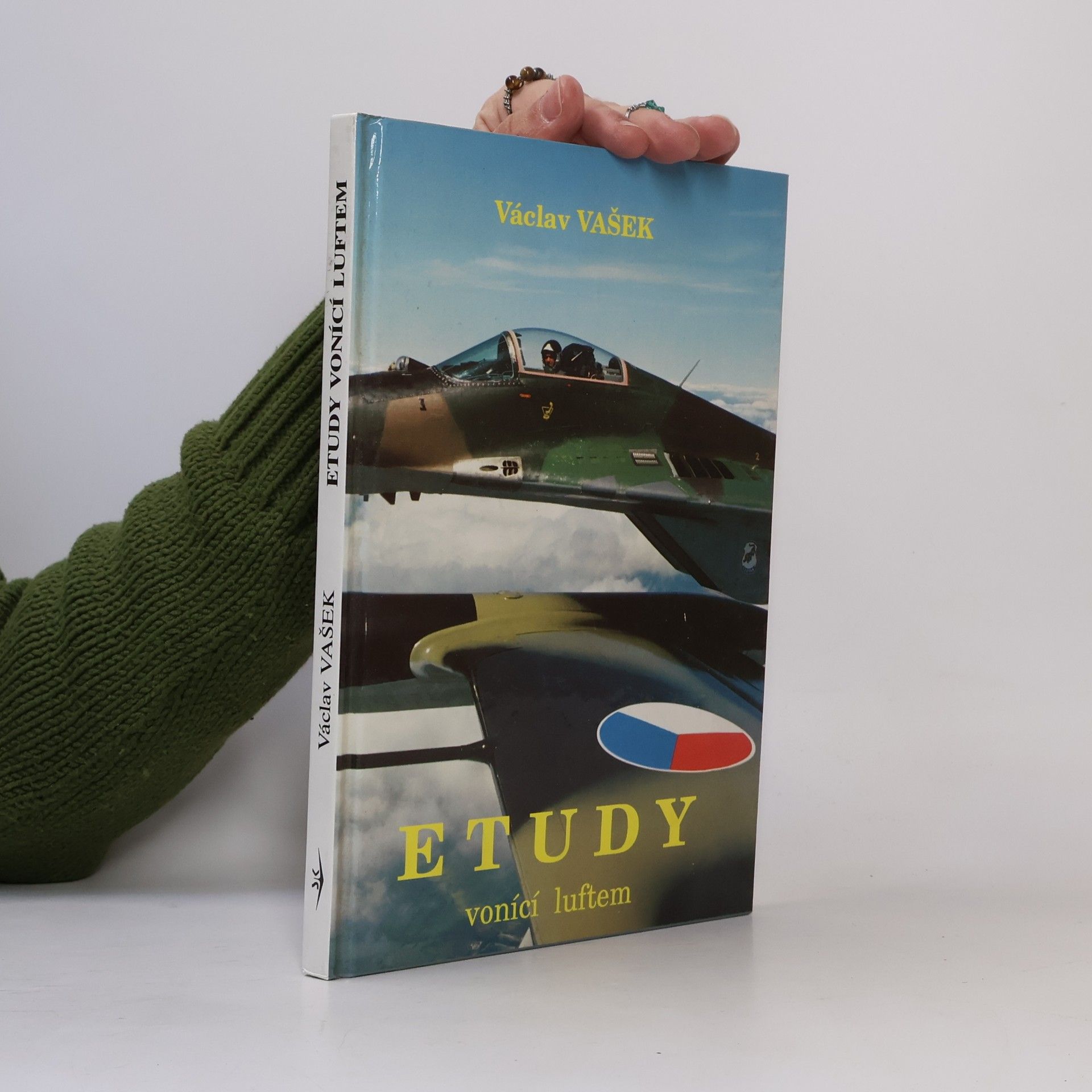 Václav Vašek Etudy vonící luftem