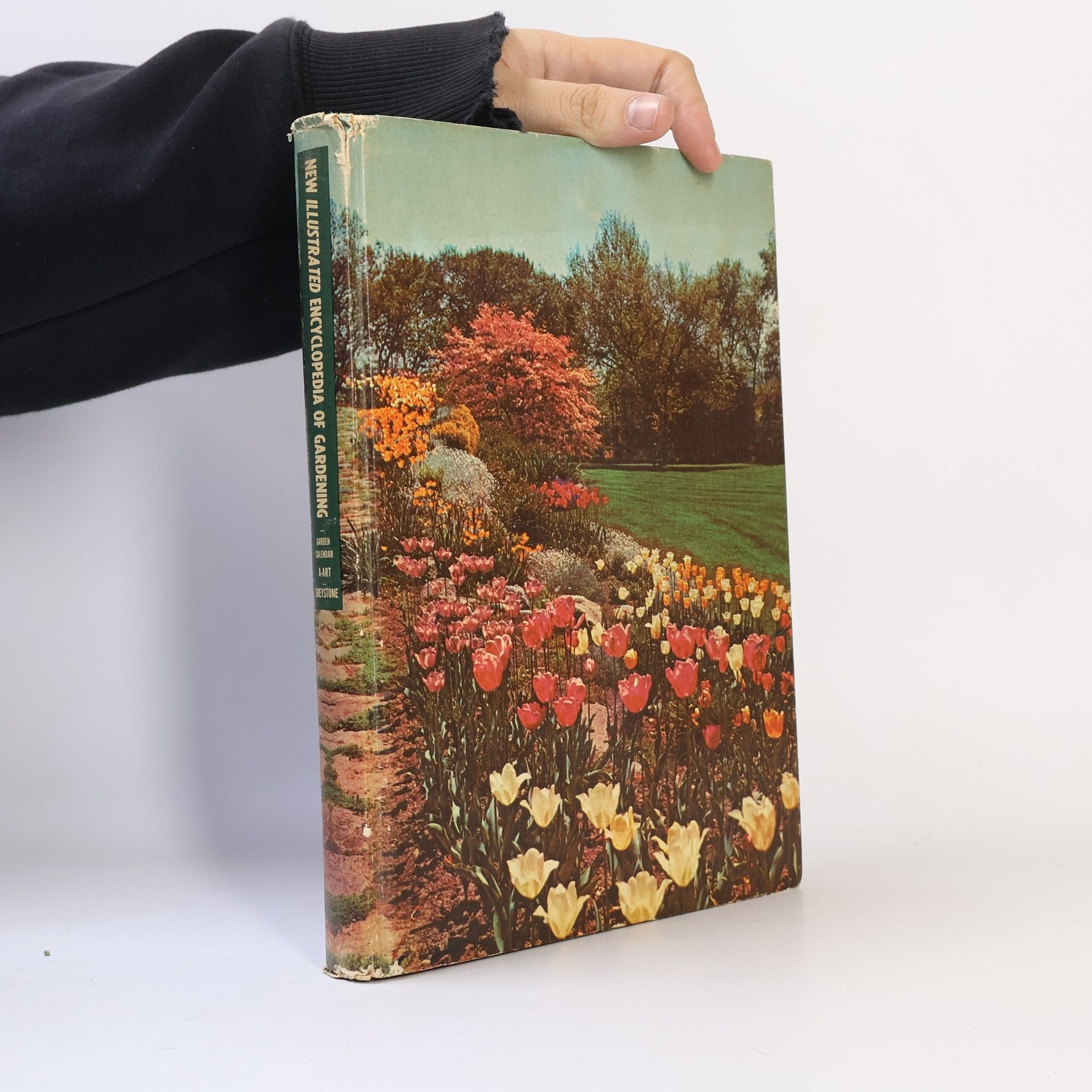 Various authors New Illustrated Encyclopedia of Gardening
