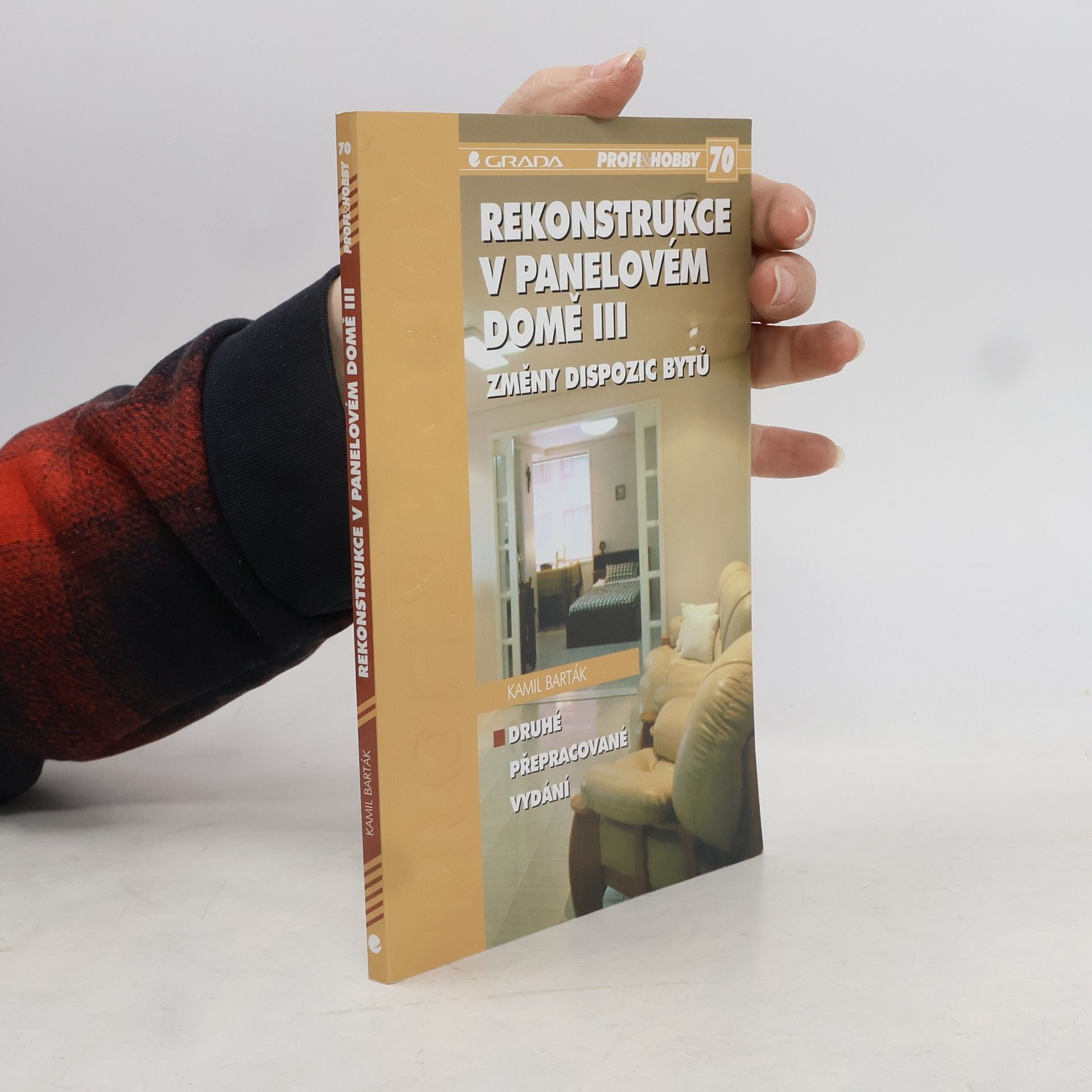 Kamil Barták Rekonstrukce v panelovém domě III