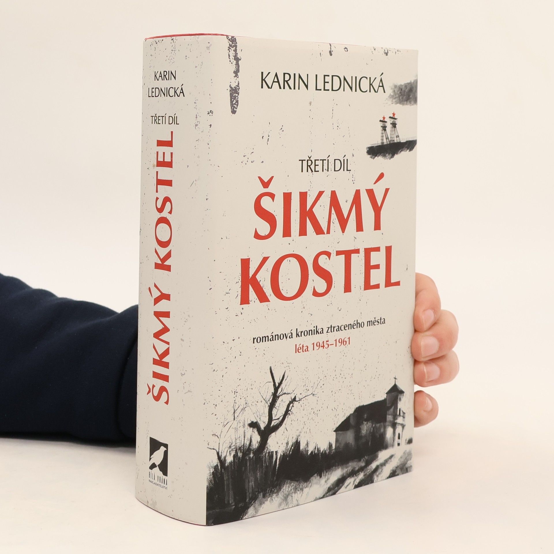 Karin Lednická Šikmý kostel 3