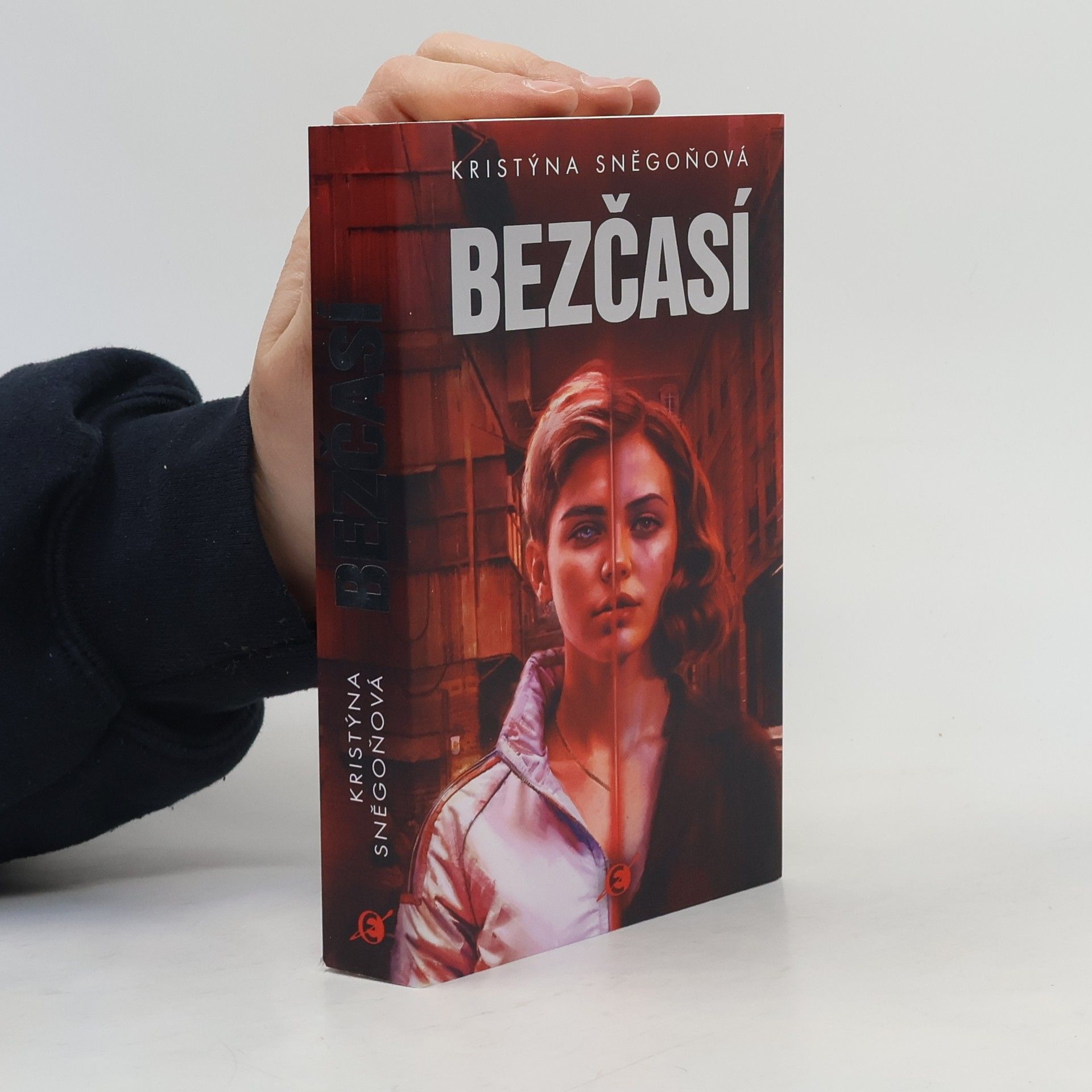 Kristýna Sněgoňová Bezčasí