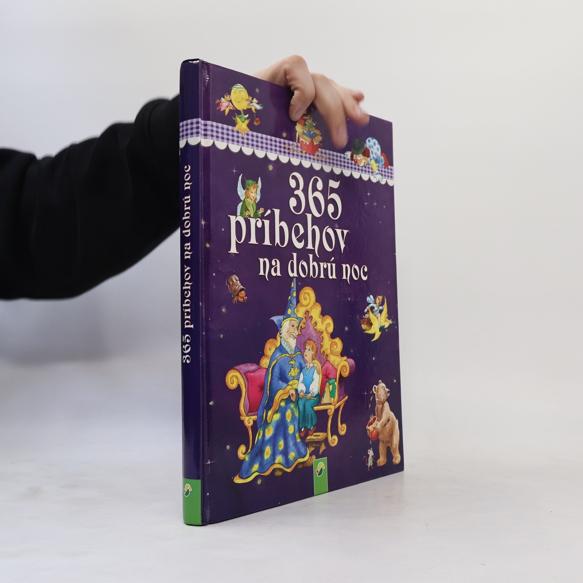 Collectif d'auteurs 365 príbehov na dobrú noc