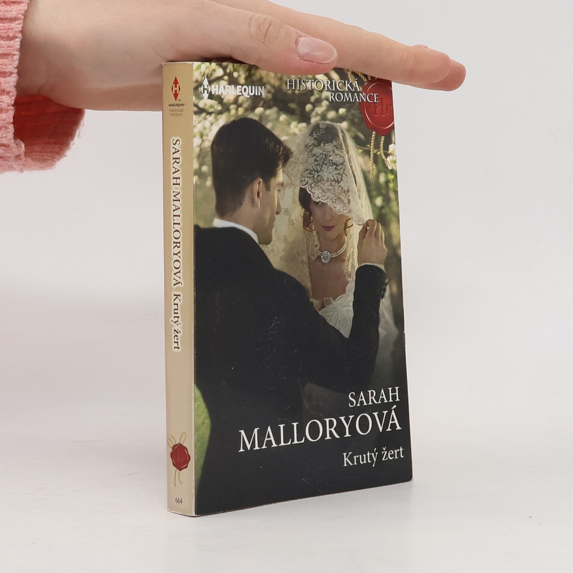 Sarah Mallory Krutý žert