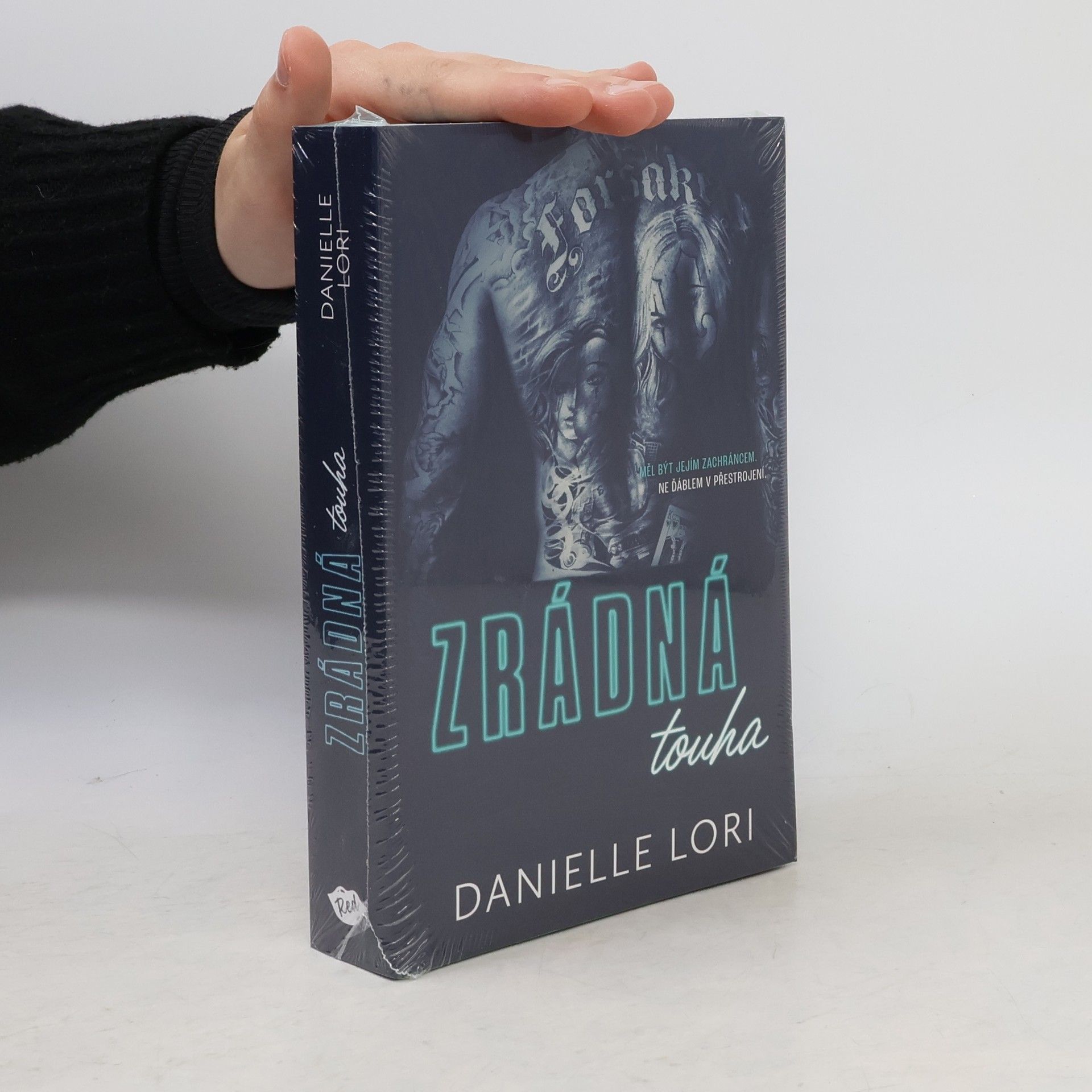 Danielle Lori Zrádná touha