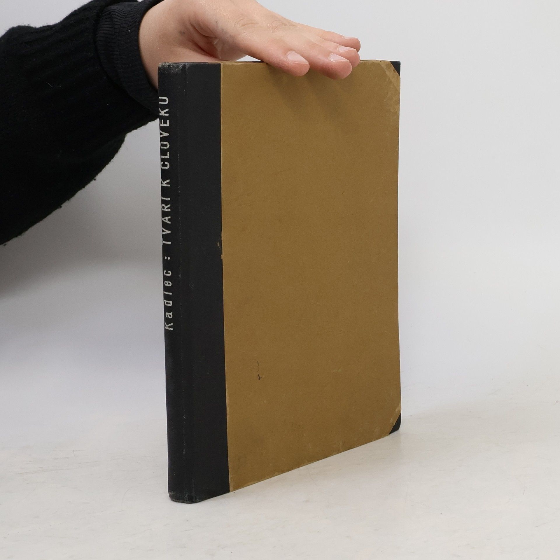 Josef Kadlec Tváří k člověku