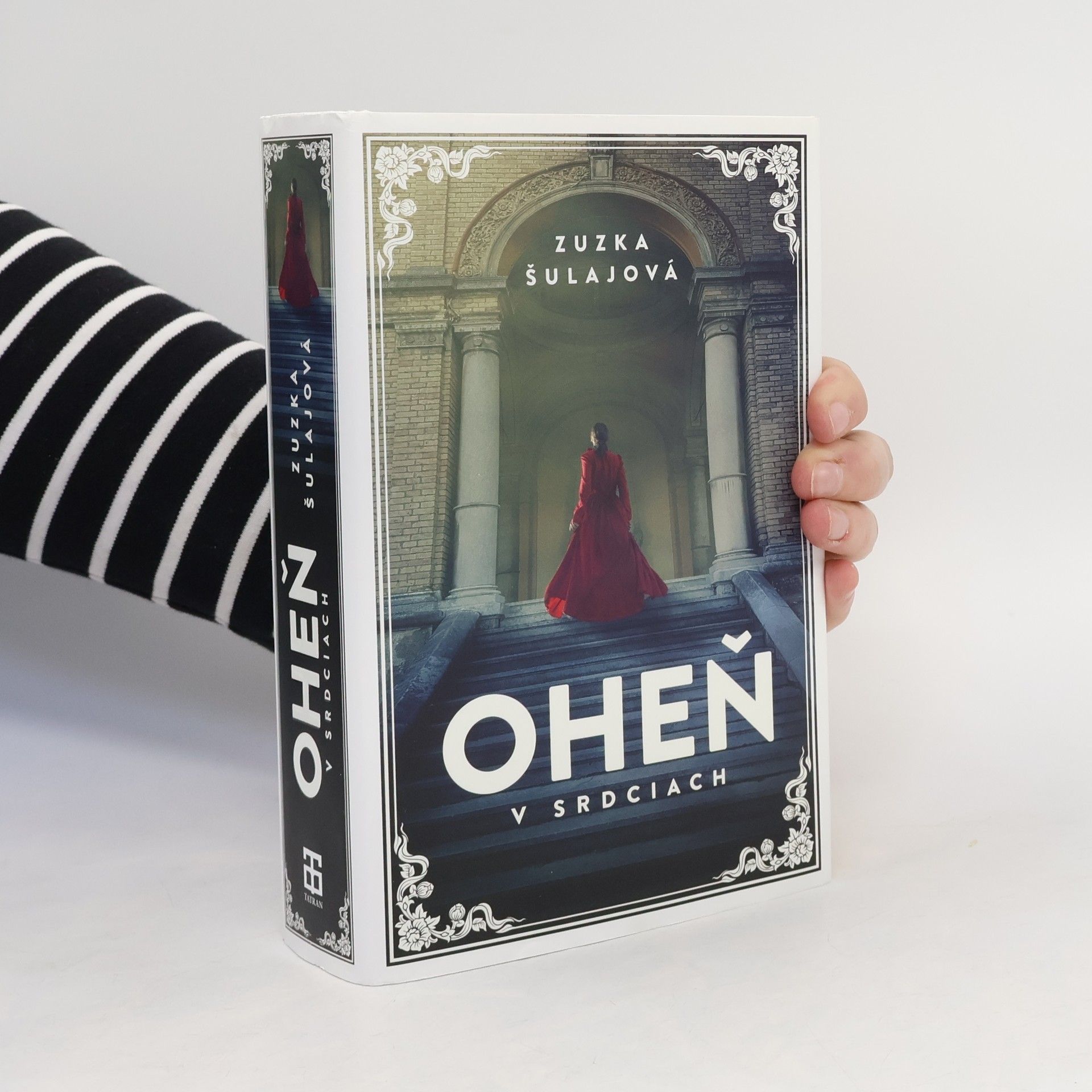 Zuzana Šulajová Oheň v srdciach
