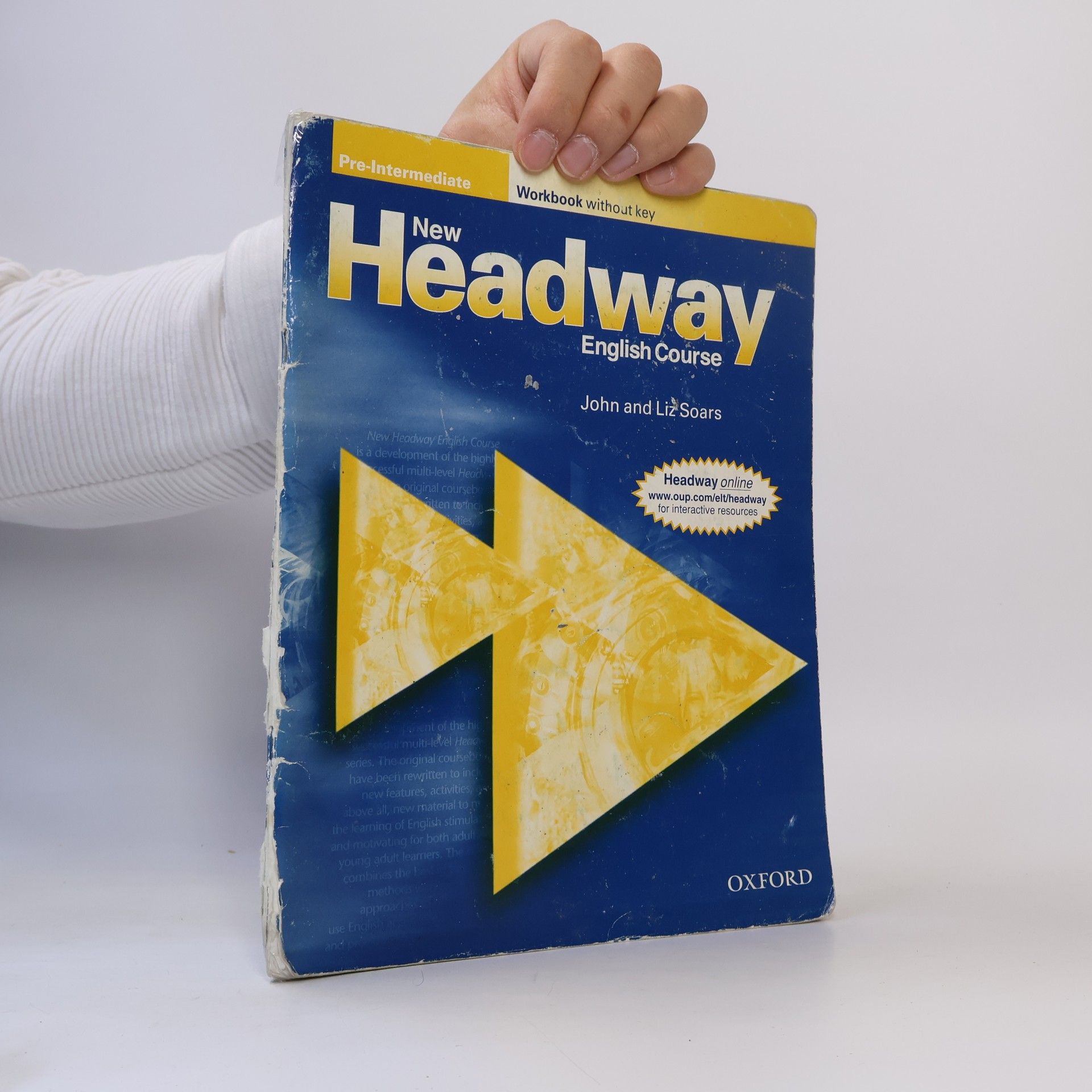 Liz Soars New Headway English Course. Pre-intermediate. Workbook without Key