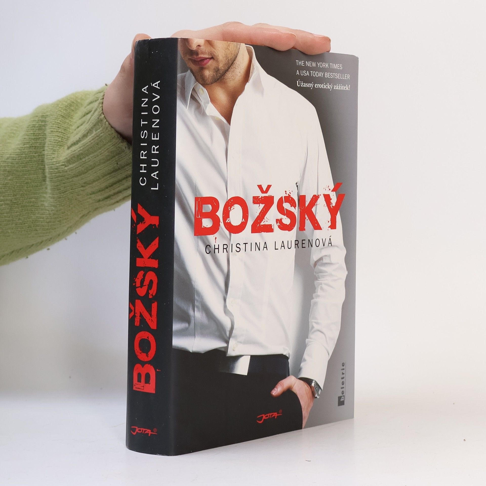 Christina Lauren Božský