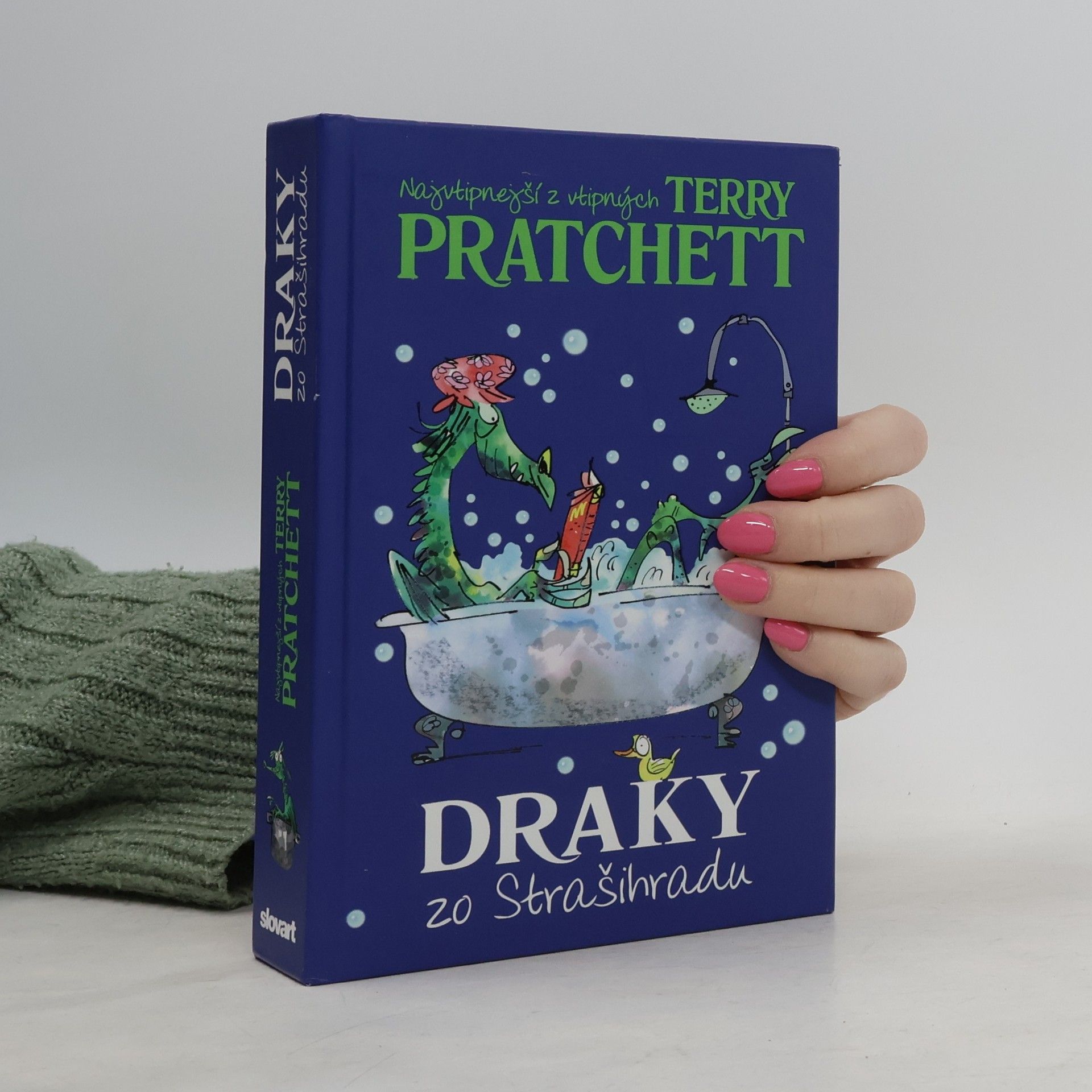 Terry Pratchett Draky zo Strašihradu