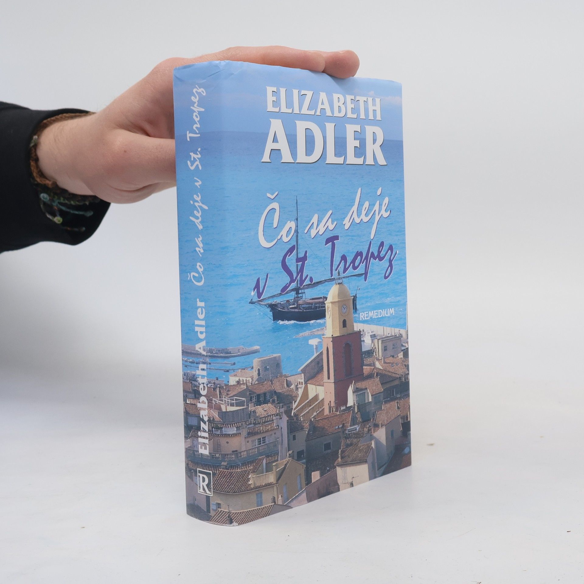 Elizabeth Adler Čo sa deje v St. Tropez