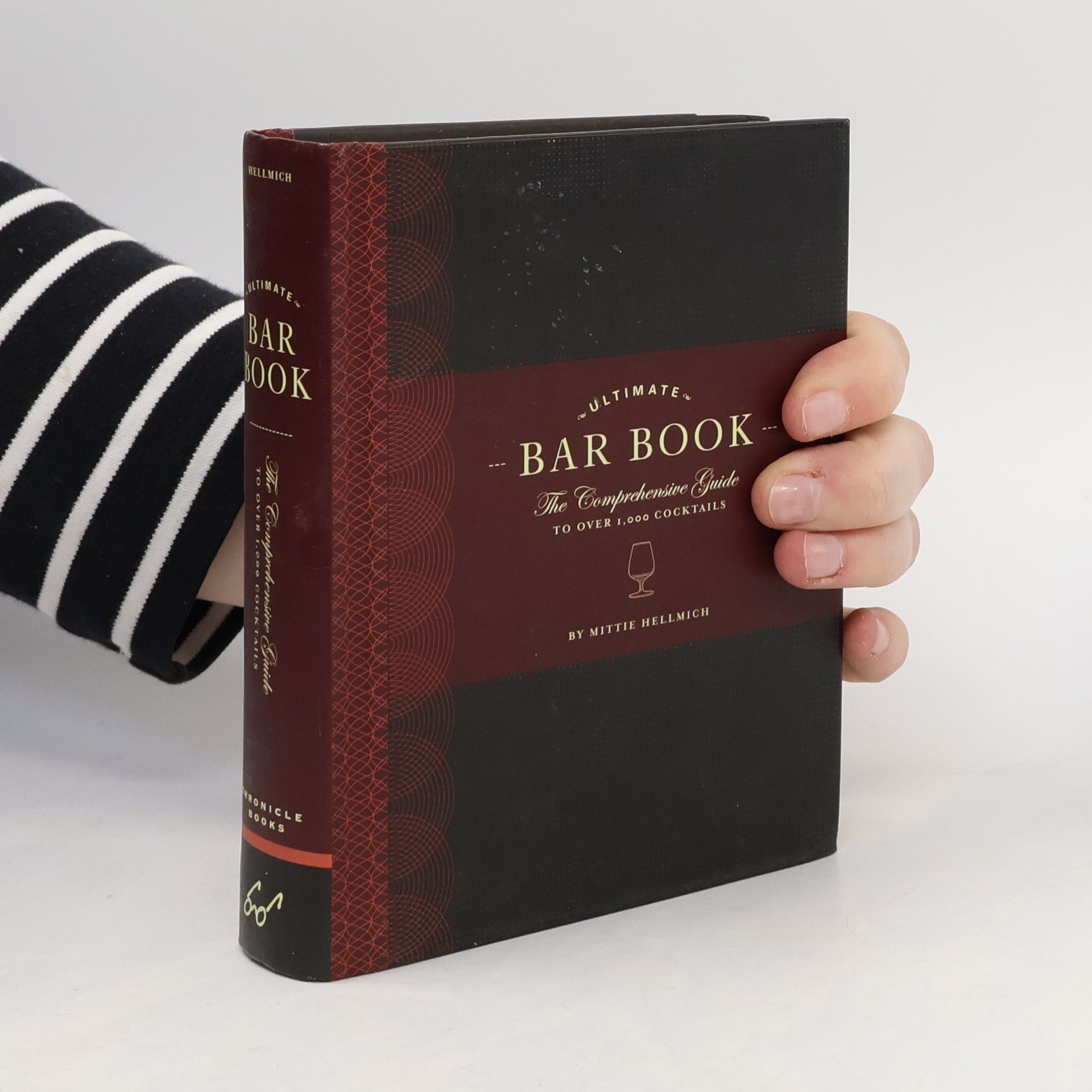 Mittie Hellmich The Ultimate Bar Book