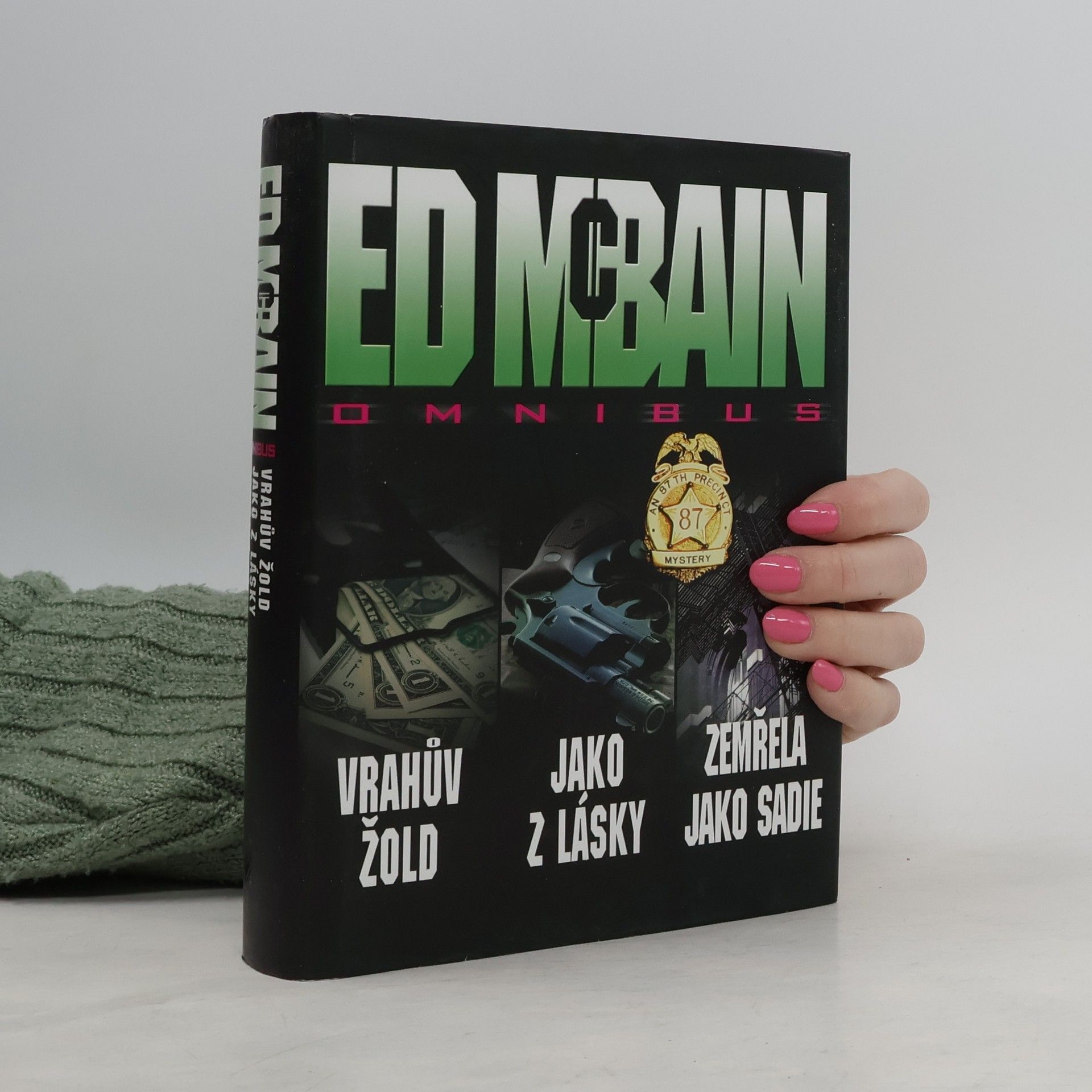 Vrahův žold. Jako z lásky. Zemřela jako Sadie.