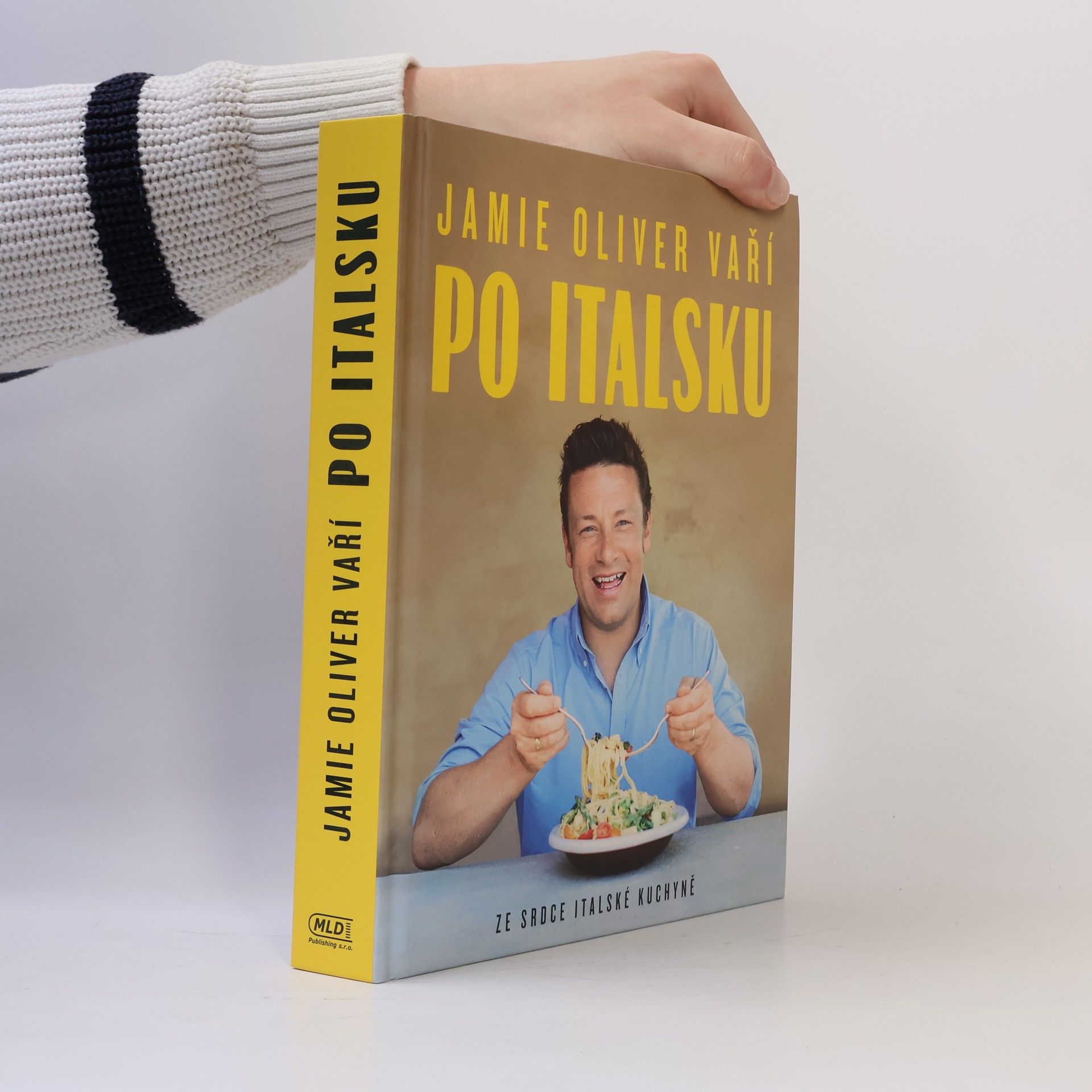 Jamie Oliver Jamie Oliver vaří po italsku - Ze srdce italské kuchyně
