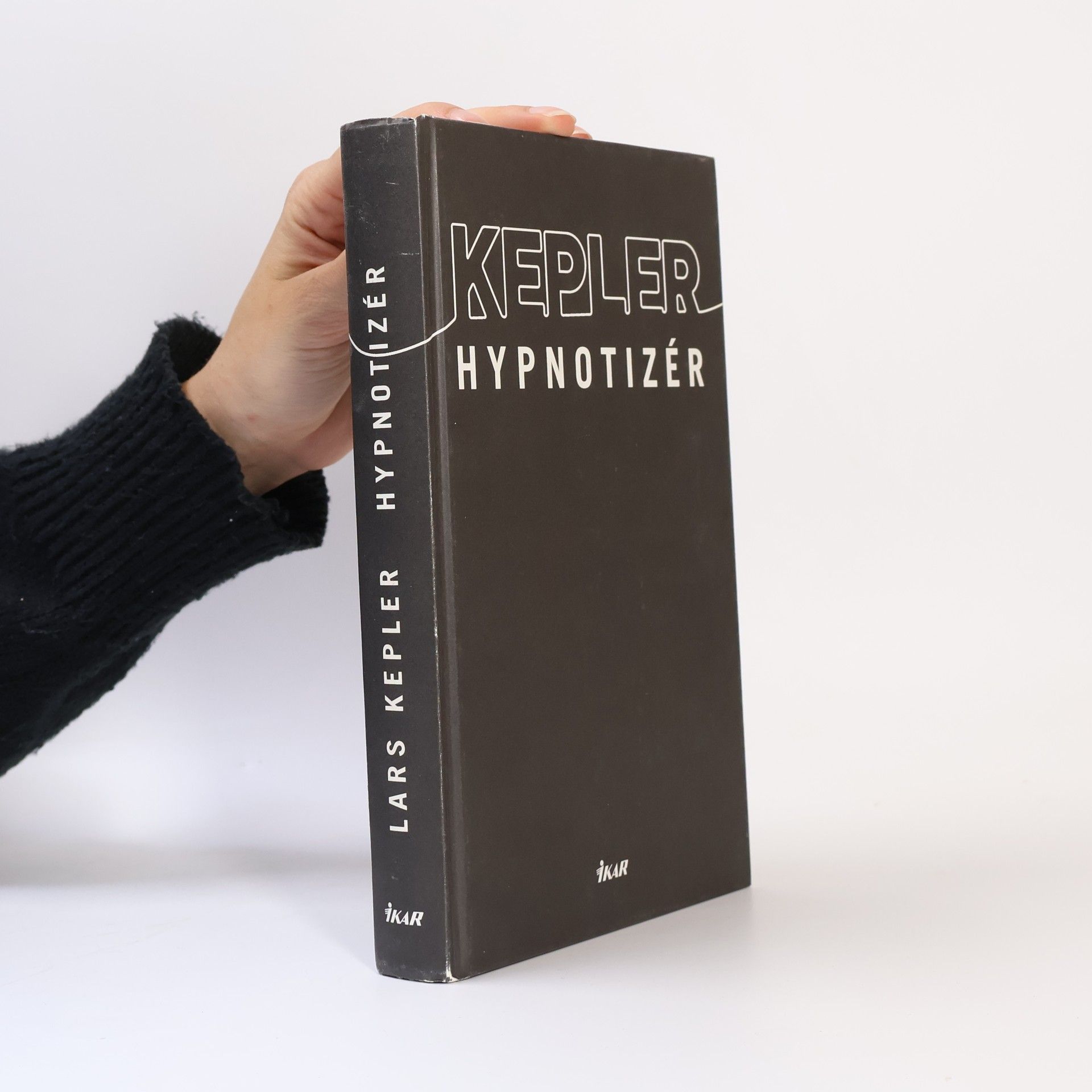 Lars Kepler Hypnotizér