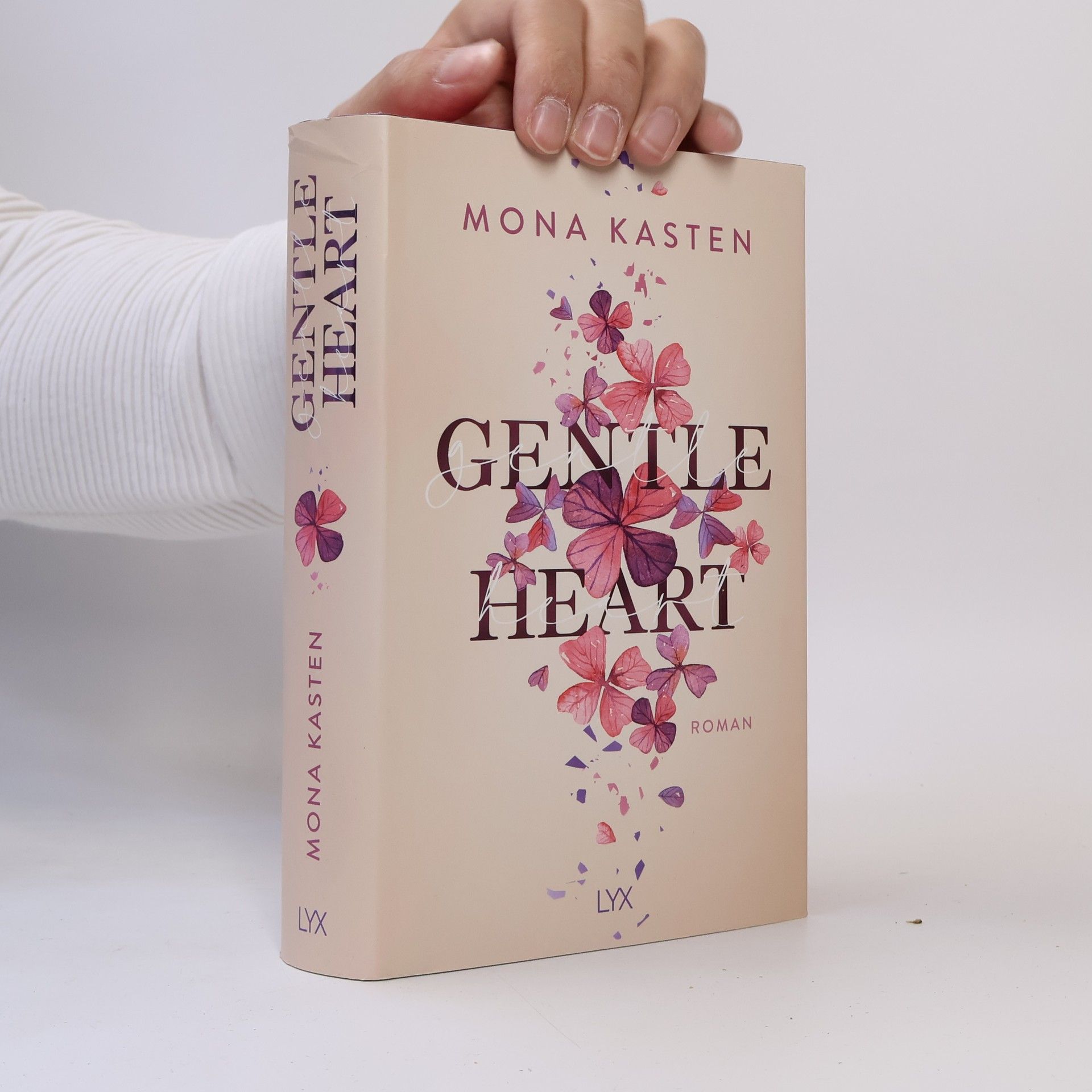 Mona Kasten Gentle Heart