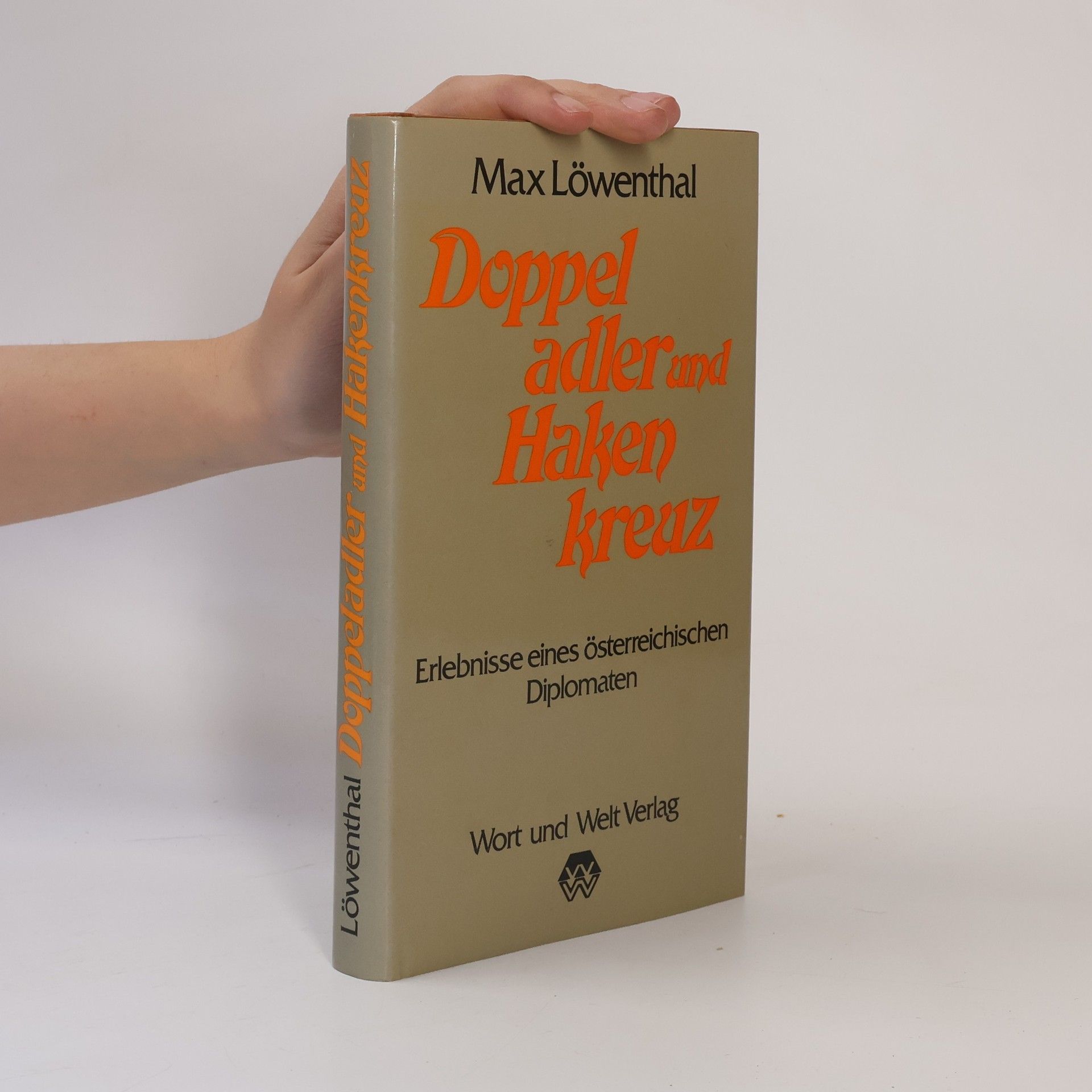 Doppeladler und Hakenkreuz