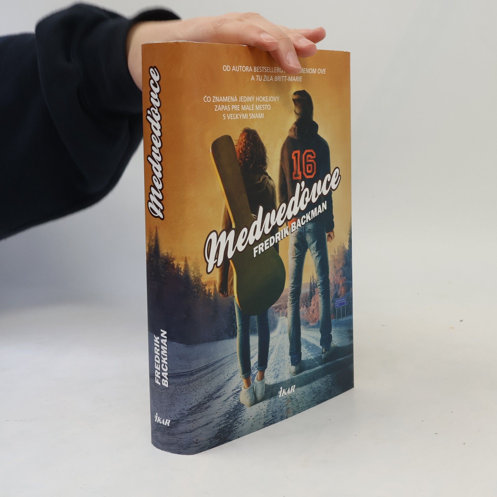 Fredrik Backman Medveďovce
