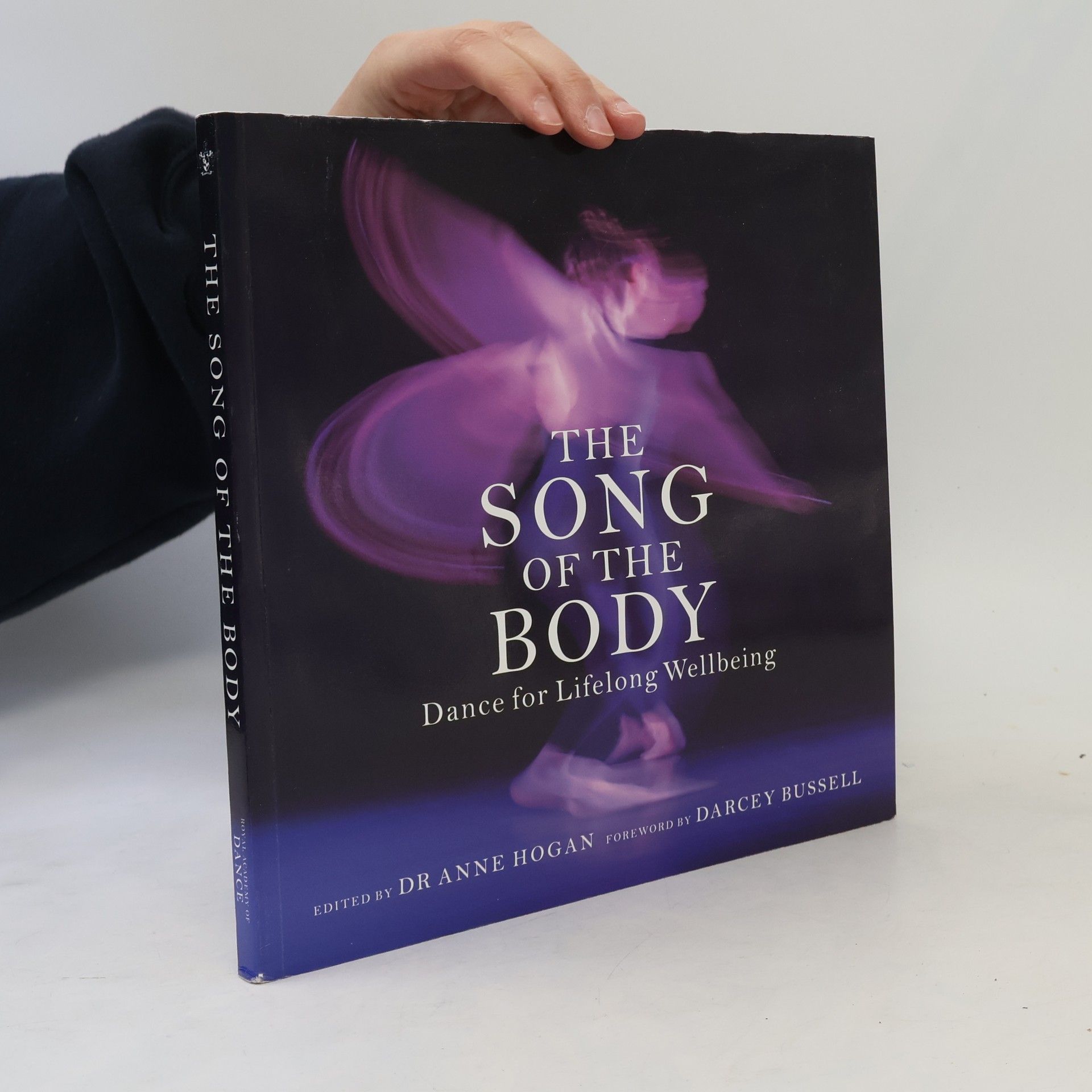 Anne Hogan The Song of the Body