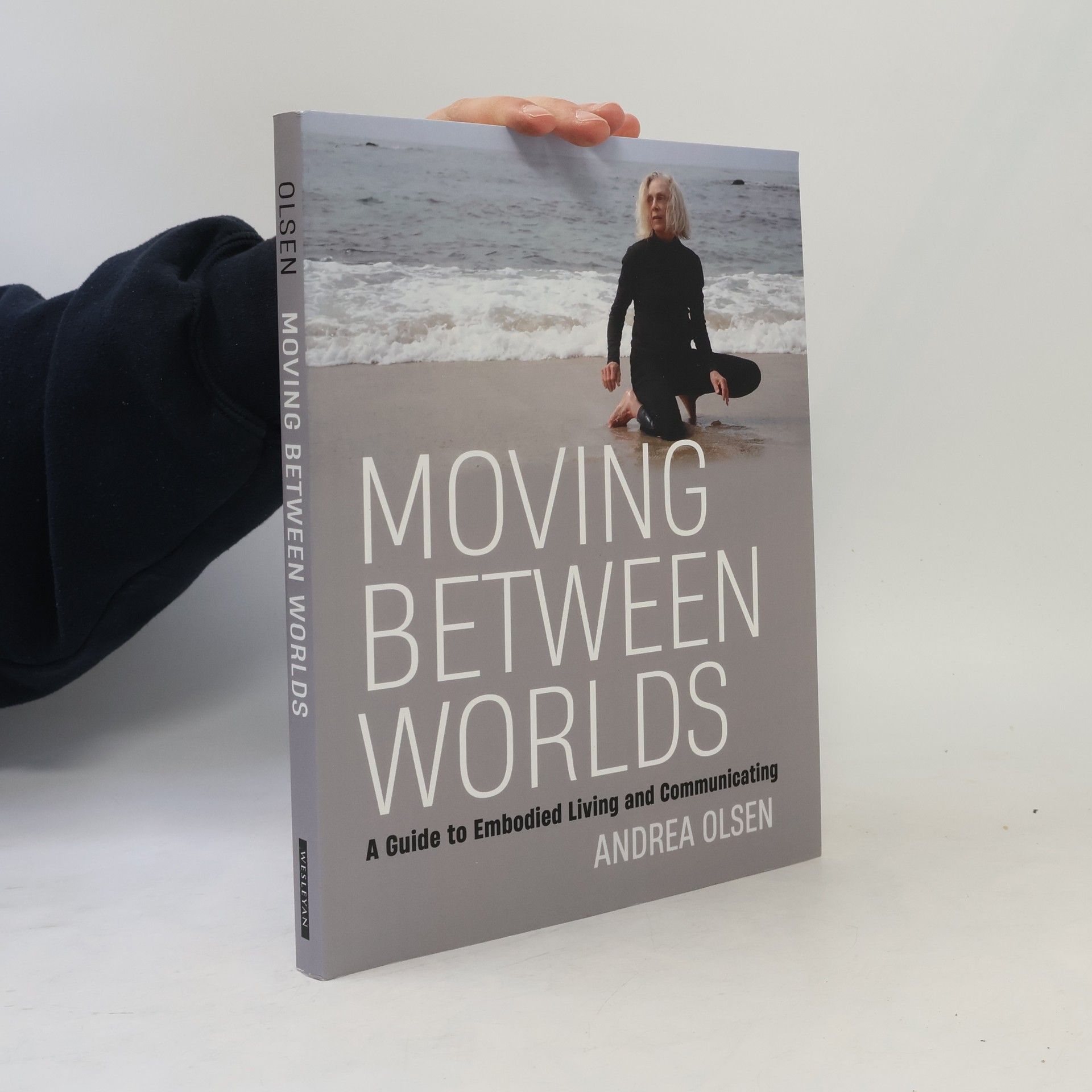 Angela Olsen Moving Between Worlds