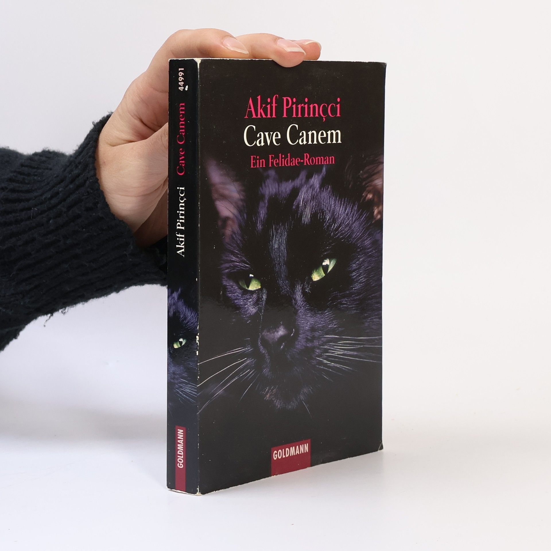 Akif Pirincci Cave canem