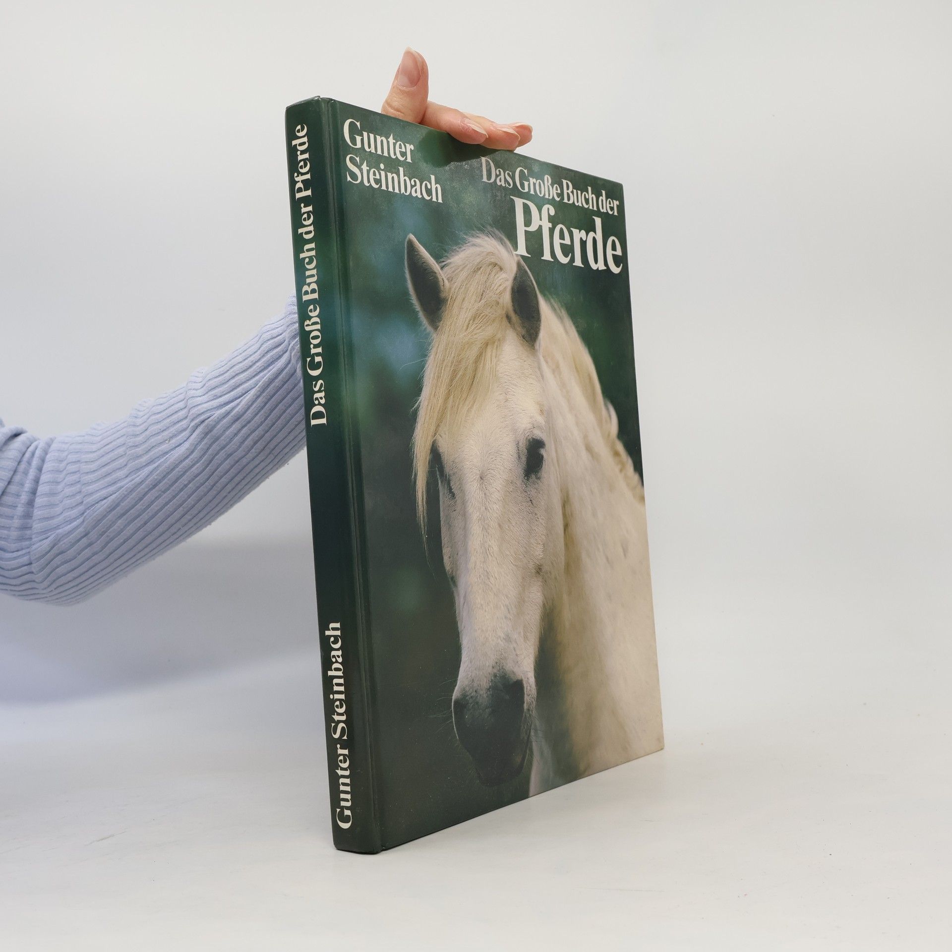 Das grosse Buch der Pferde