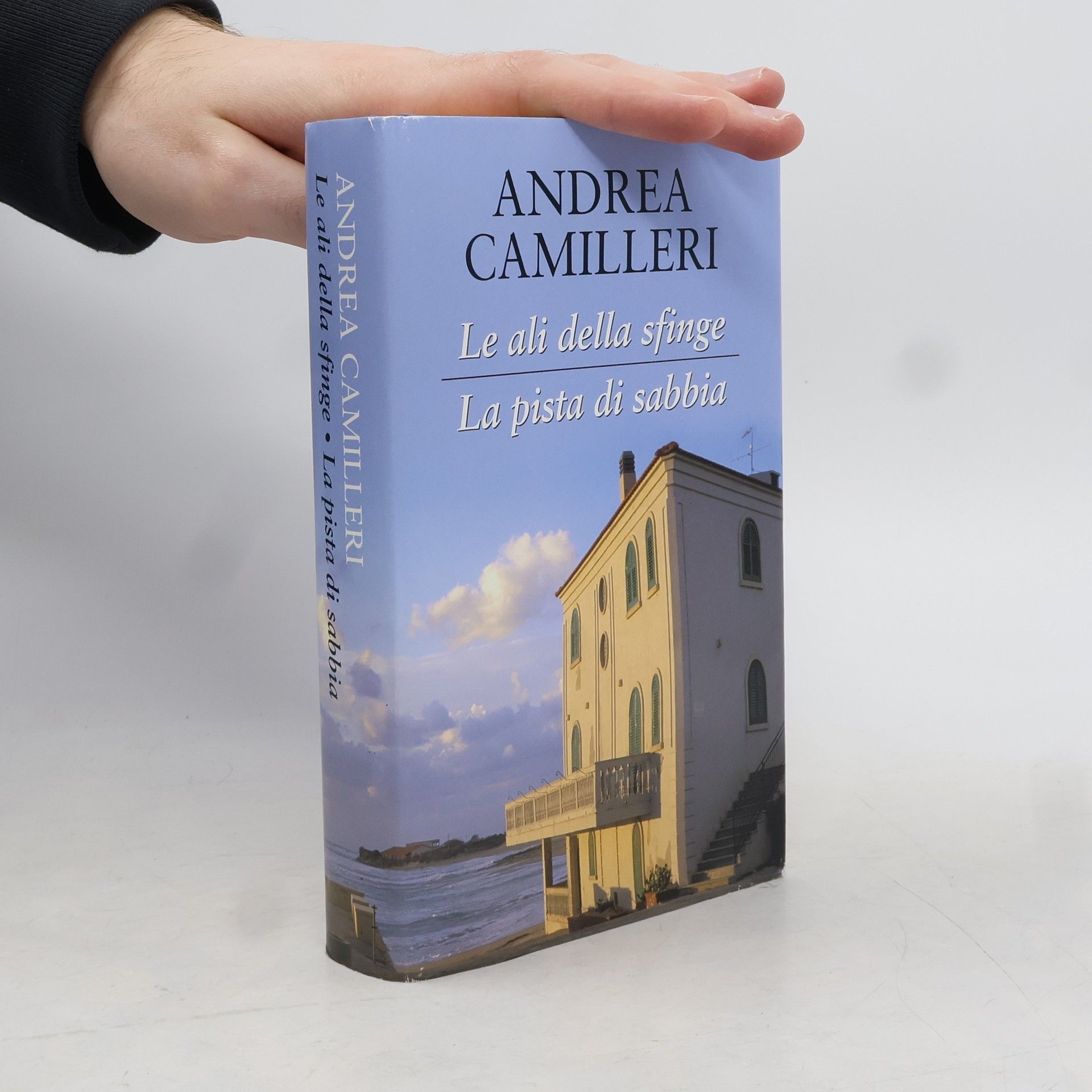 Andrea Camilleri Le ali della sfinge. La pista di sabbia